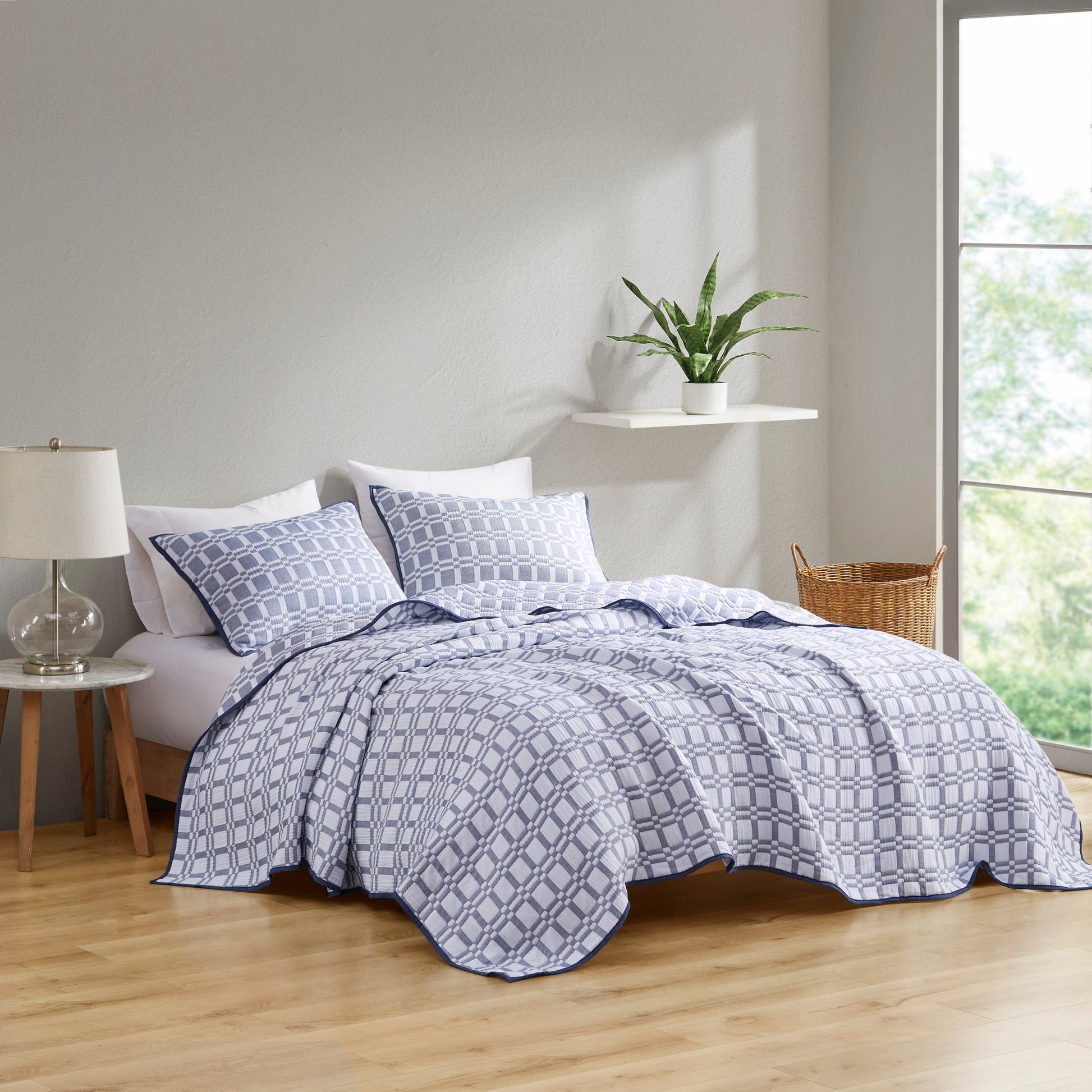 Madison Park 3 Piece Reversible Matelasse Coverlet Set