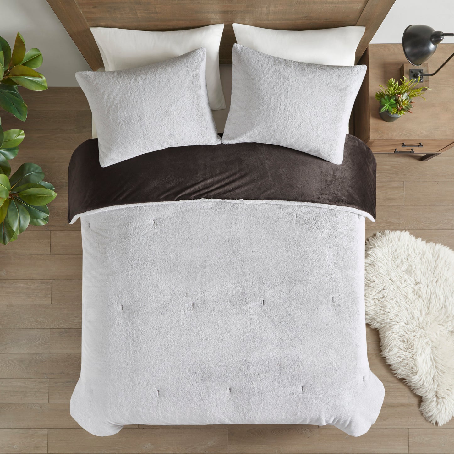 Madison Park Faux Fur to Mink Down Alternative Comforter Set