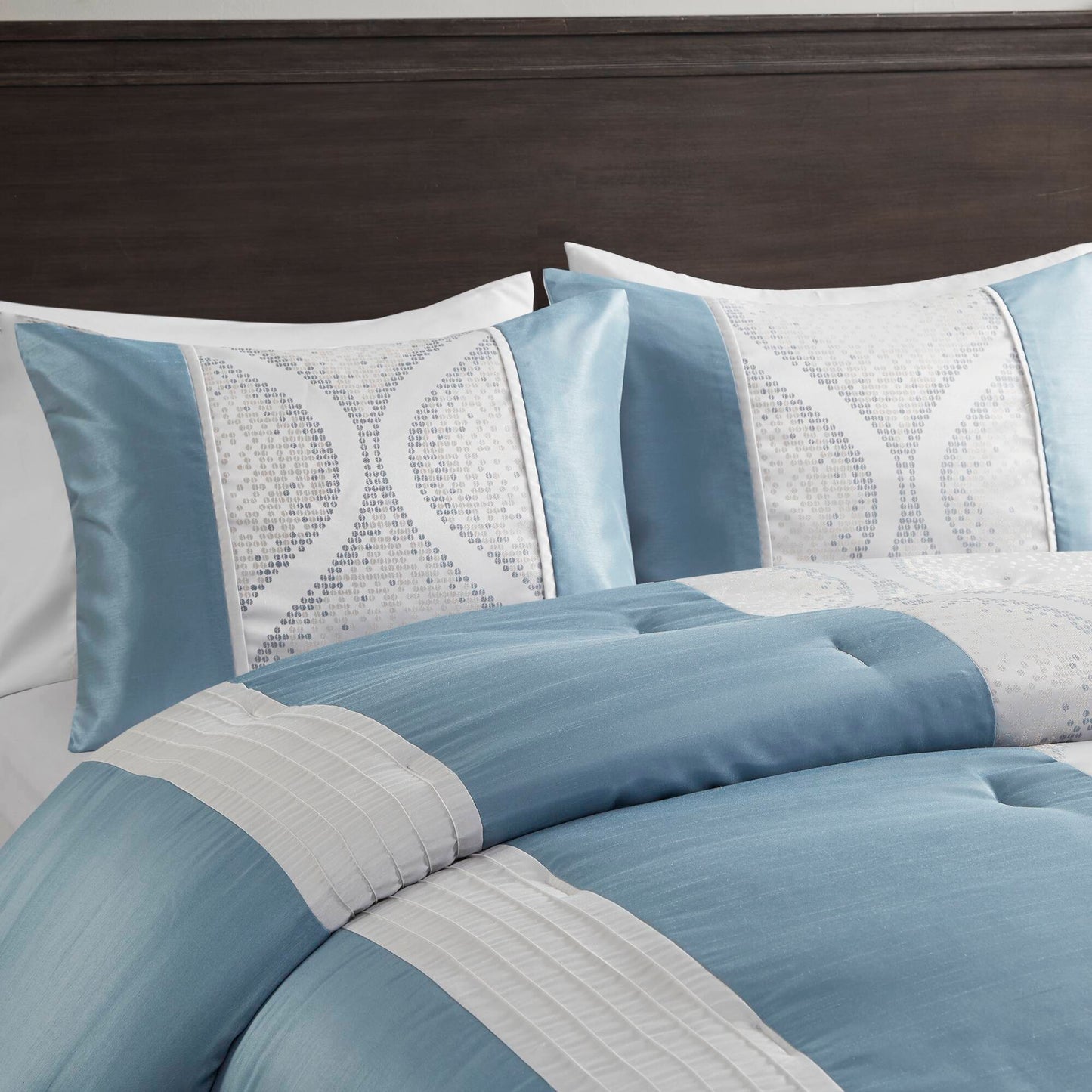 Madison Park 6 Piece Jacquard Comforter Set with Throw Pillows