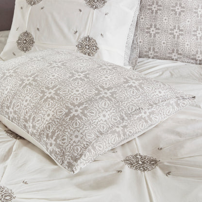 Madison Park 4 Piece Embroidered Cotton Reversible Duvet Cover Set