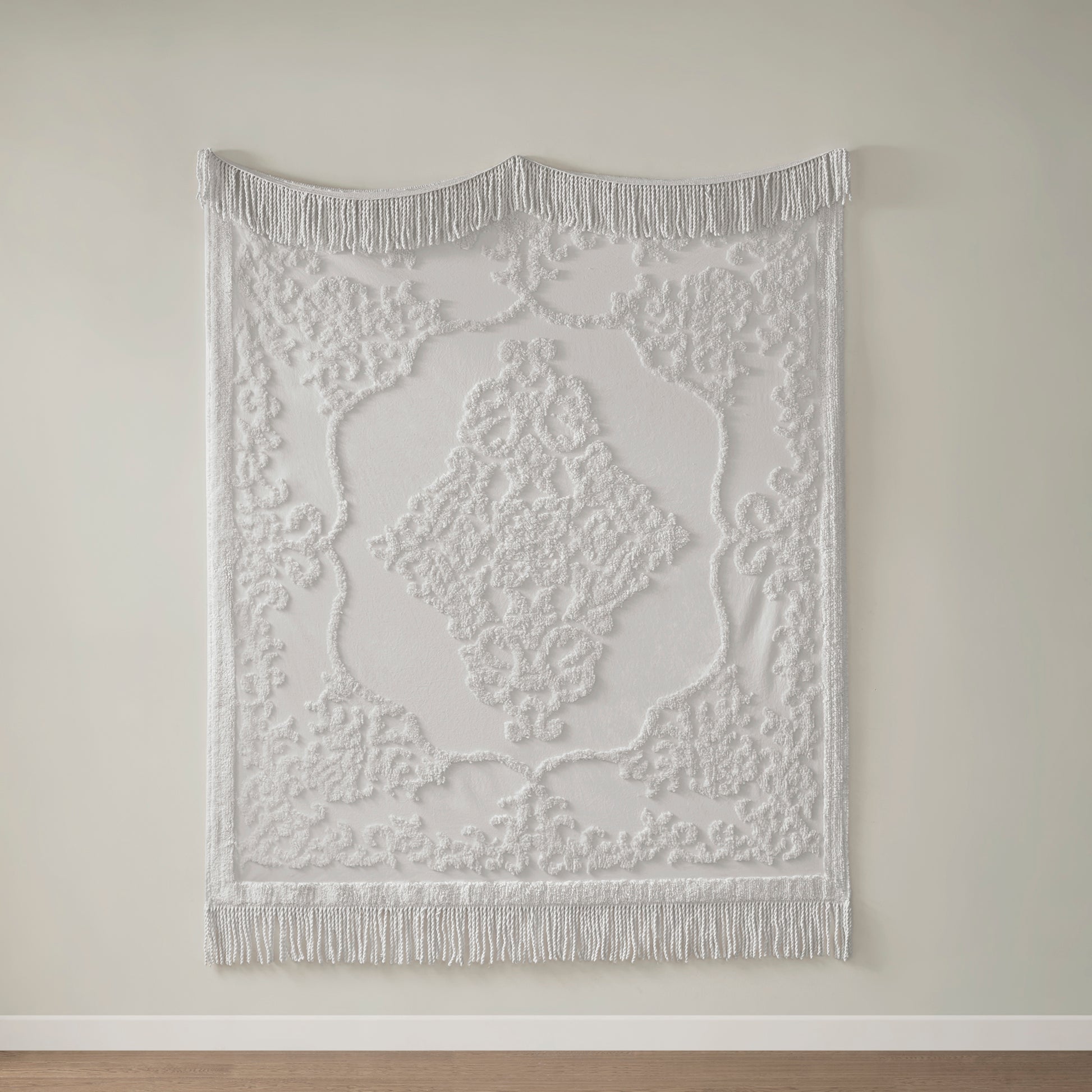 Madison Park 100% Cotton Tufted Chenille Lightweight Throw With Fringe Tassel 50" x 60"