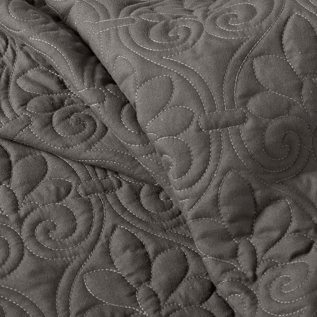 Madison Park 3 Piece Split Corner Pleated Quilted Bedspread