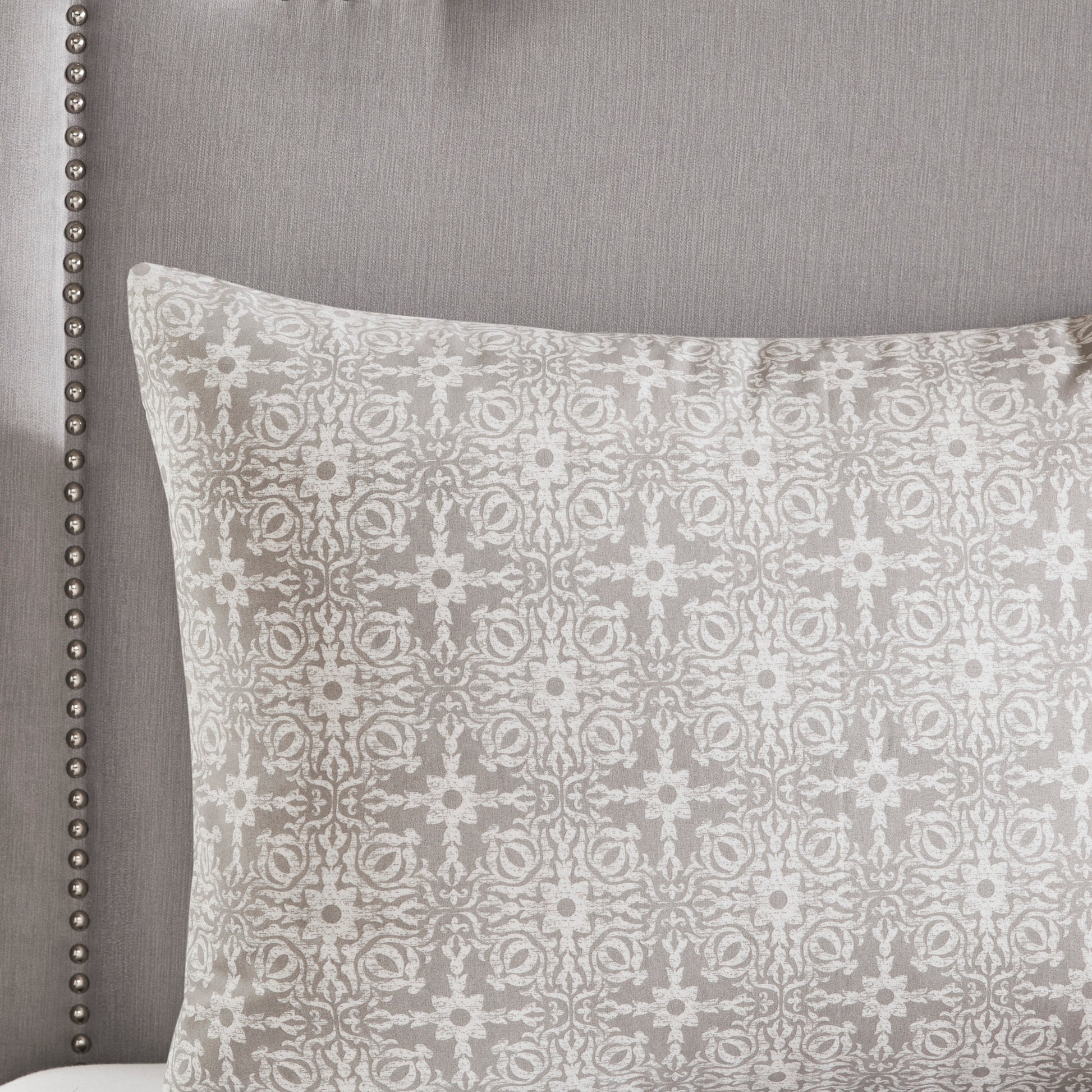 Madison Park 4 Piece Embroidered Cotton Reversible Duvet Cover Set