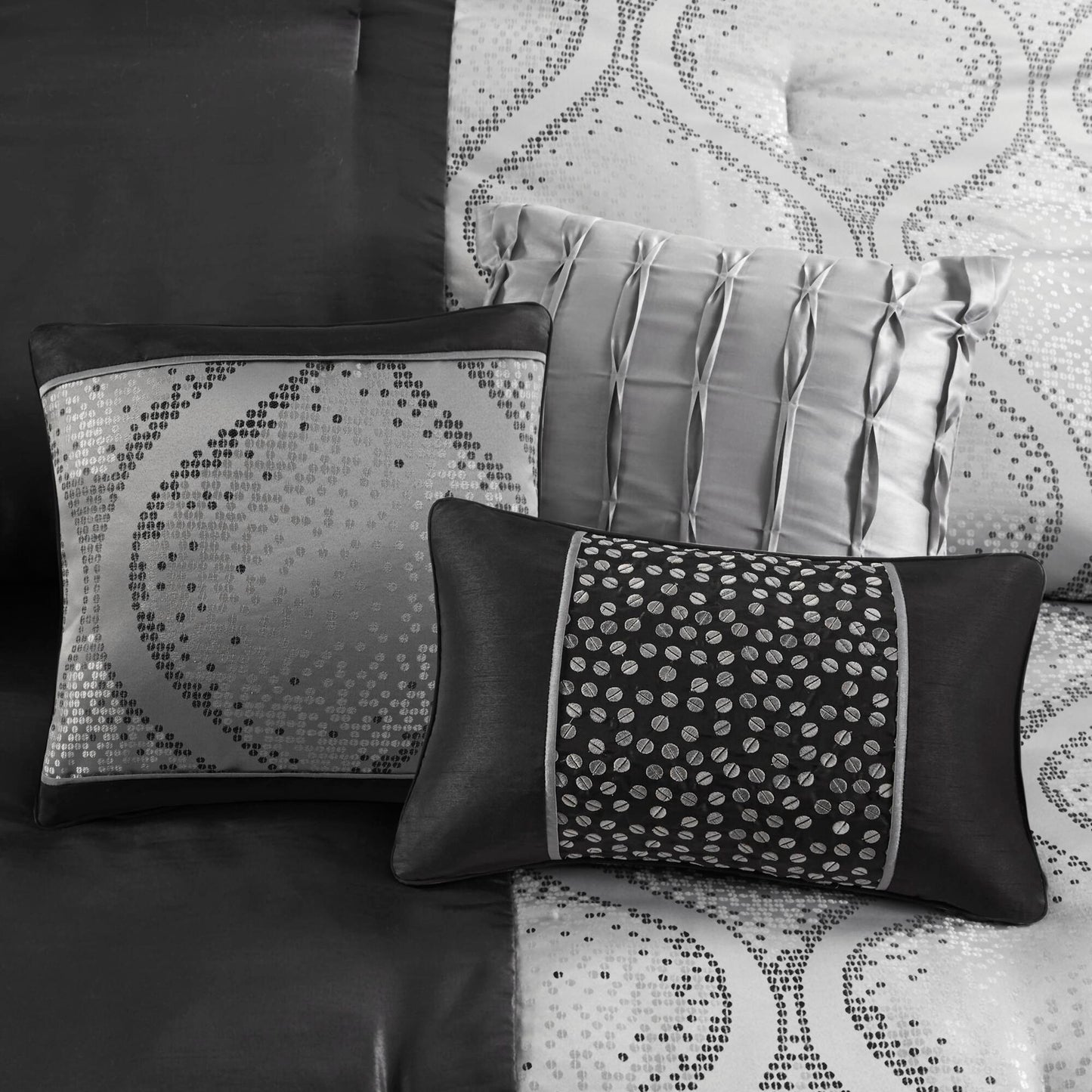 Madison Park 6 Piece Jacquard Comforter Set with Throw Pillows