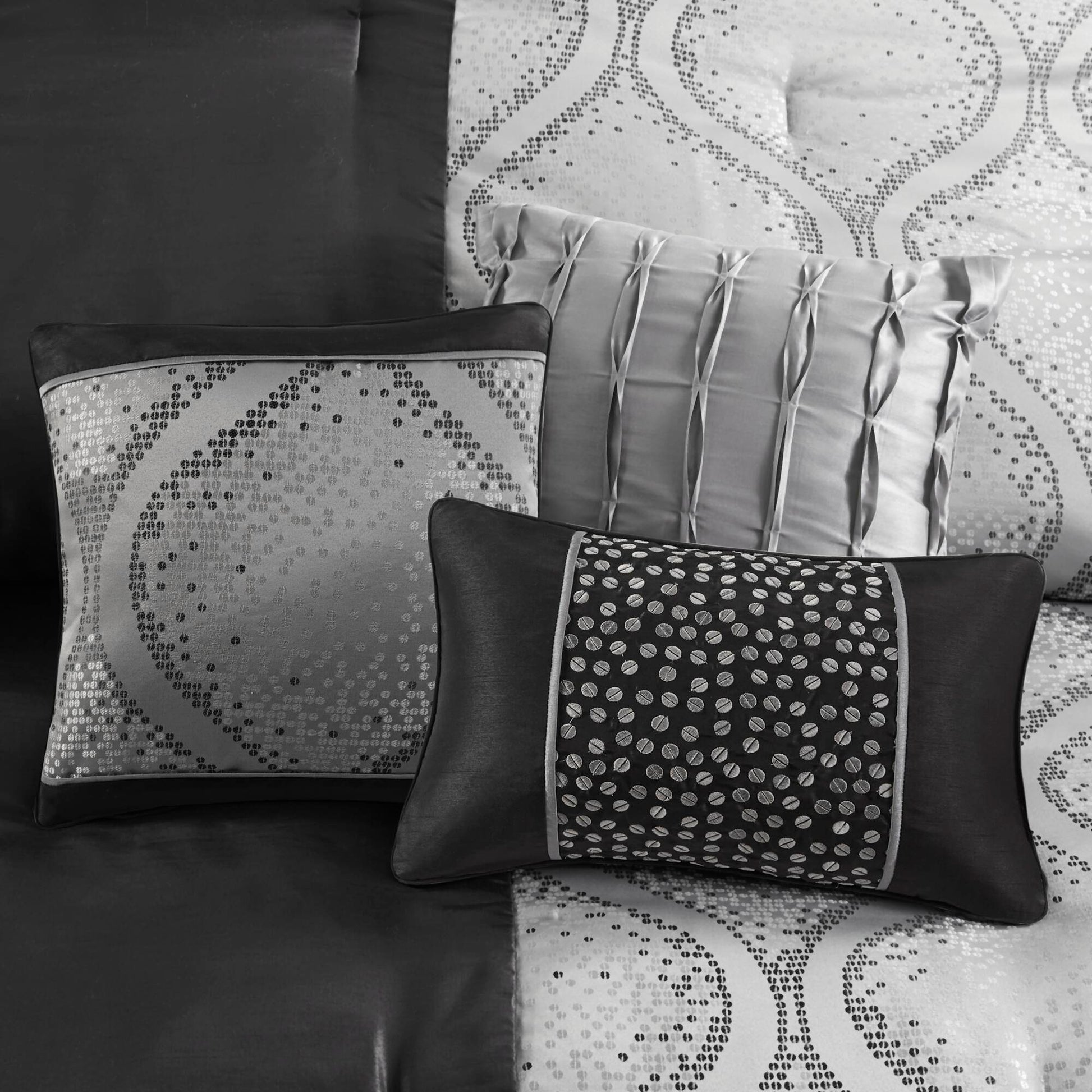 Madison Park 6 Piece Jacquard Comforter Set with Throw Pillows