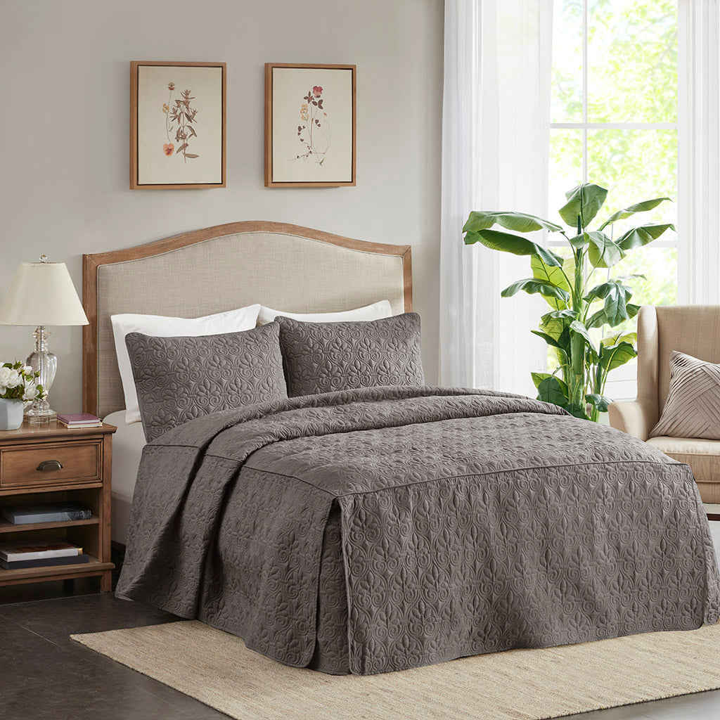 Madison Park 3 Piece Split Corner Pleated Quilted Bedspread