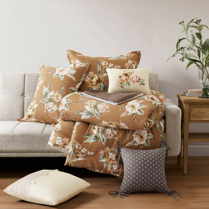 Salara 7 Piece Vintage Floral Comforter Set