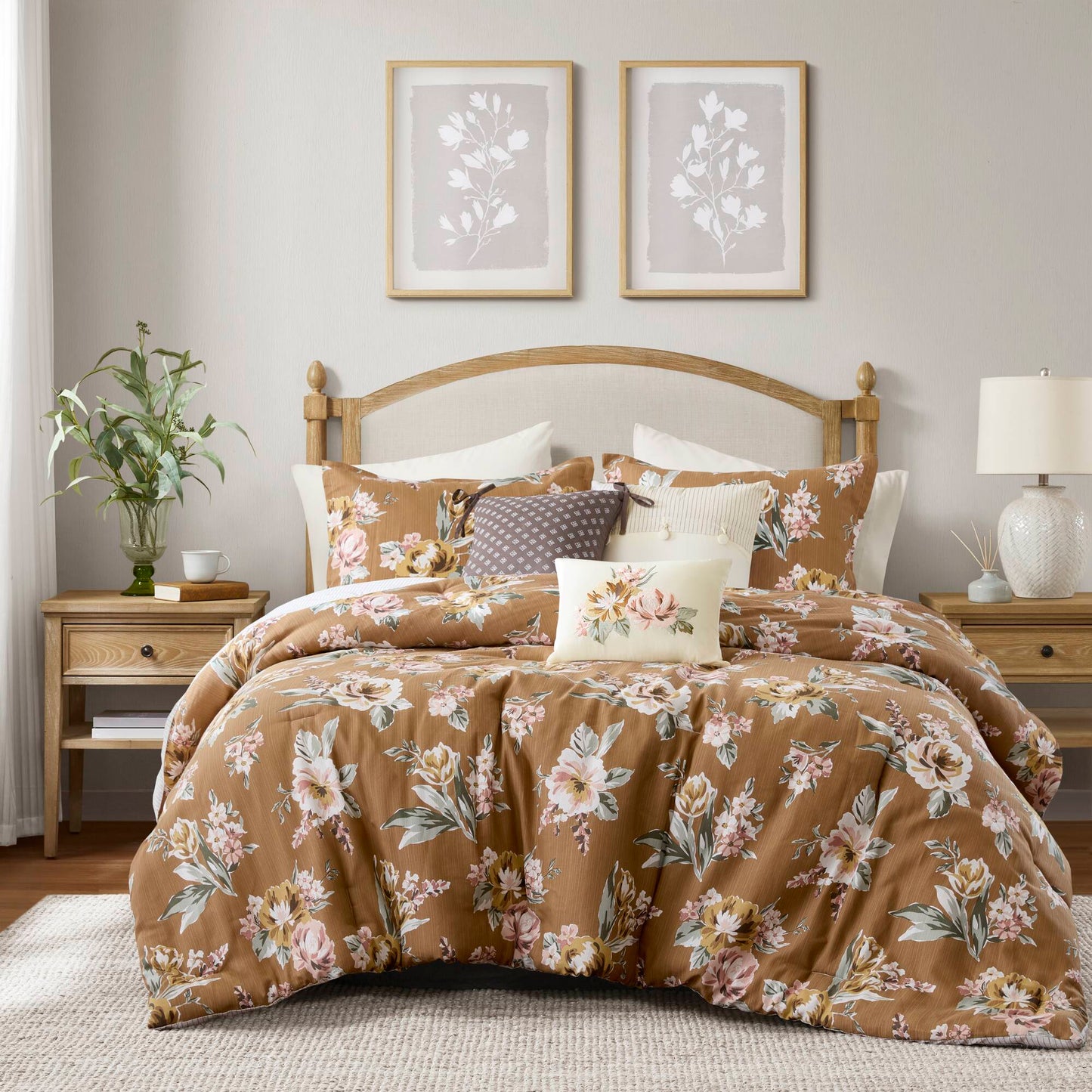 Salara 7 Piece Vintage Floral Comforter Set