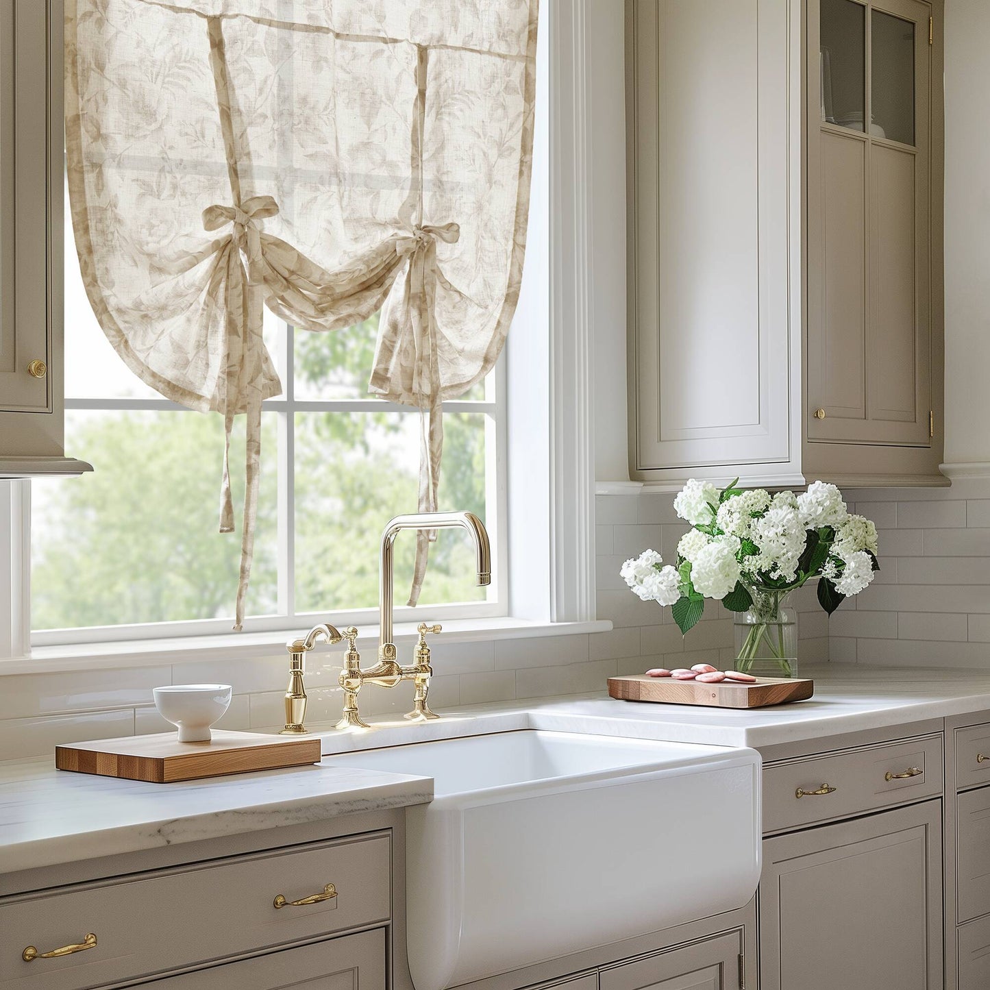 Lana Window Panel