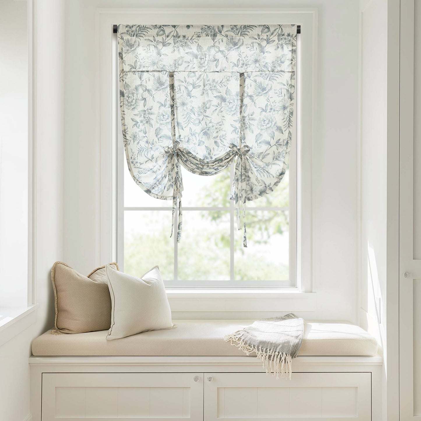 Lana Window Panel