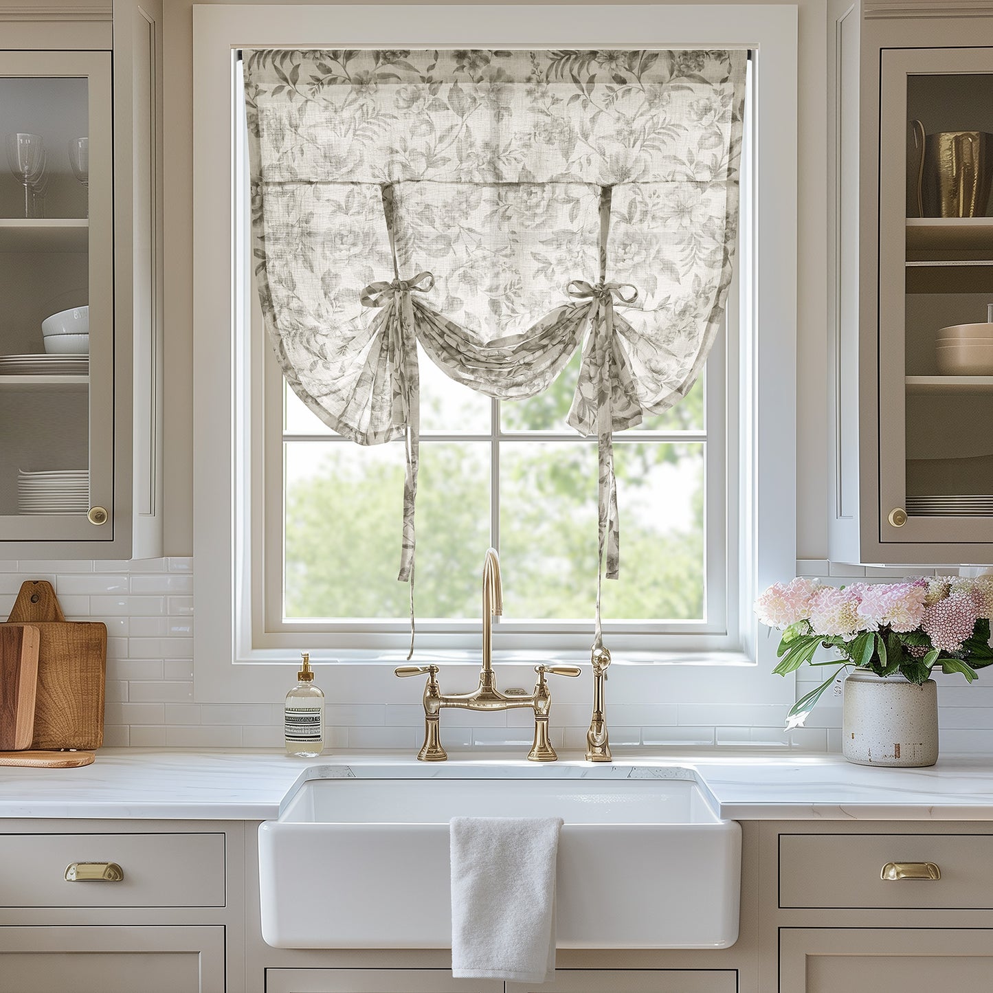 Lana Window Panel
