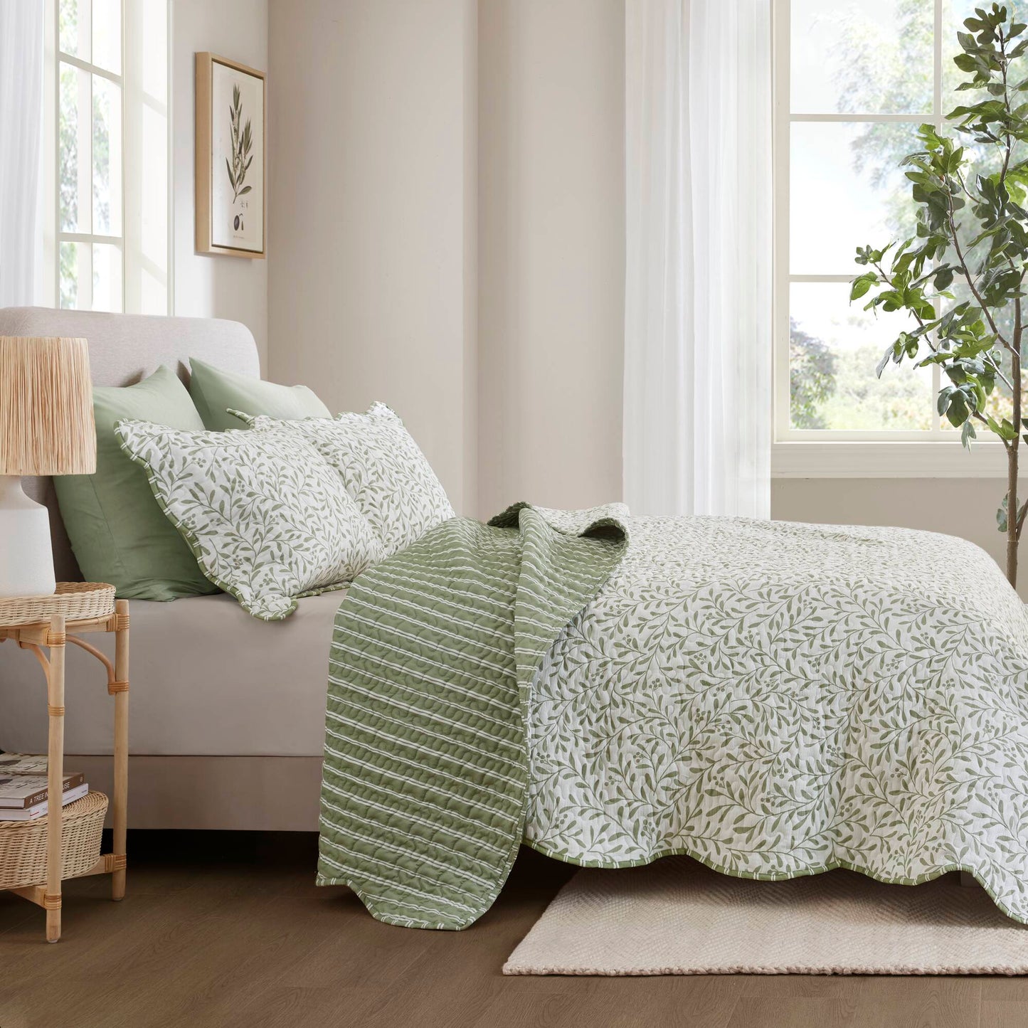 Darcy 3 Piece Print Quilt Set