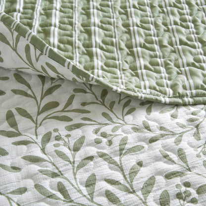 Darcy 3 Piece Print Quilt Set