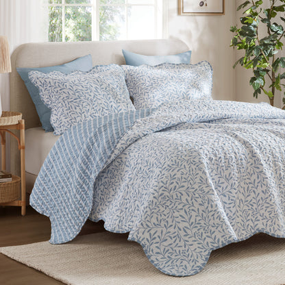 Darcy 3 Piece Print Quilt Set
