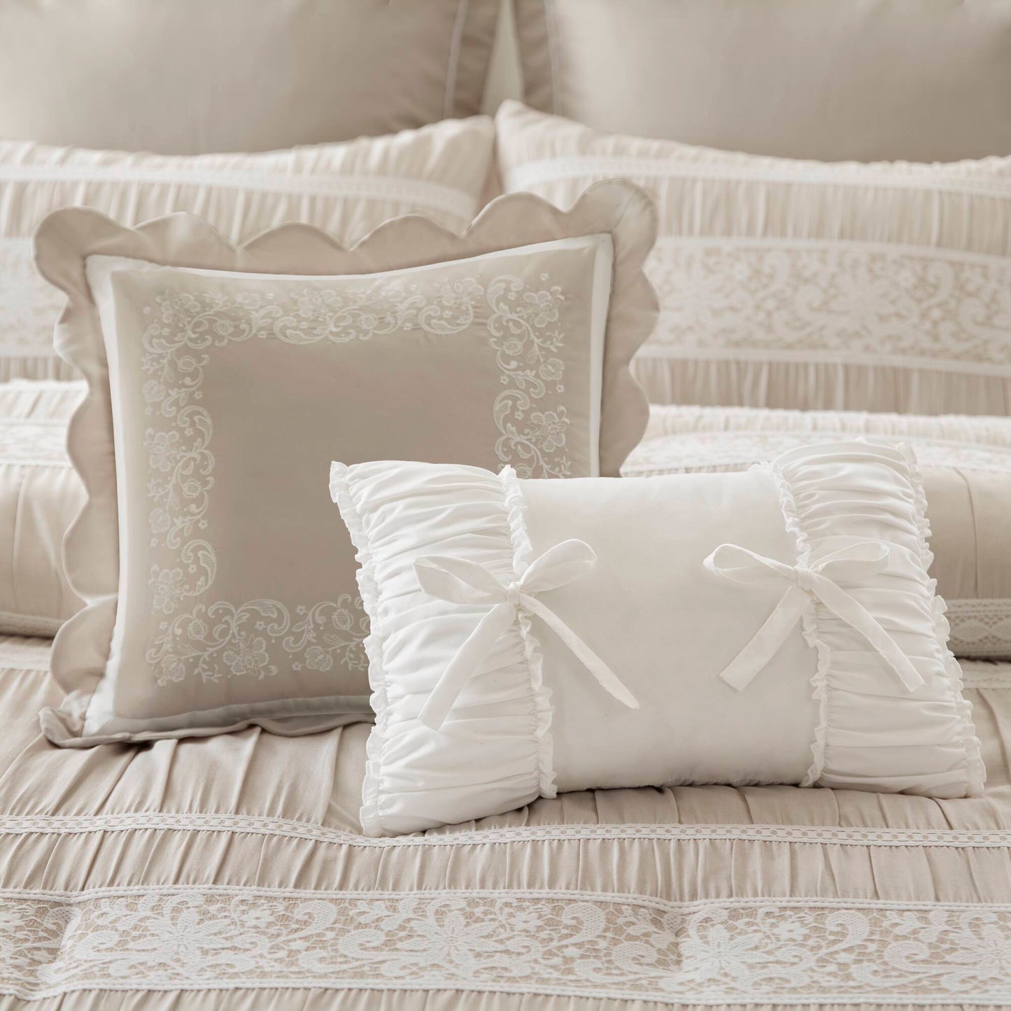 Perryn 7 Piece Jacquard Comforter Set