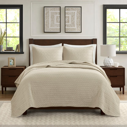 Velvet Touch 3 Piece Luxurious Oversized Quilt Set