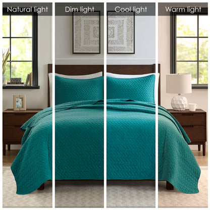 Velvet Touch 3 Piece Luxurious Oversized Quilt Set