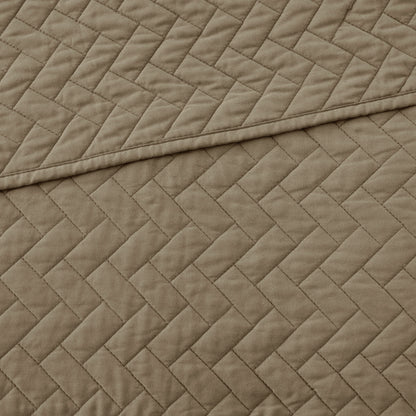 Velvet Touch 3 Piece Luxurious Oversized Quilt Set