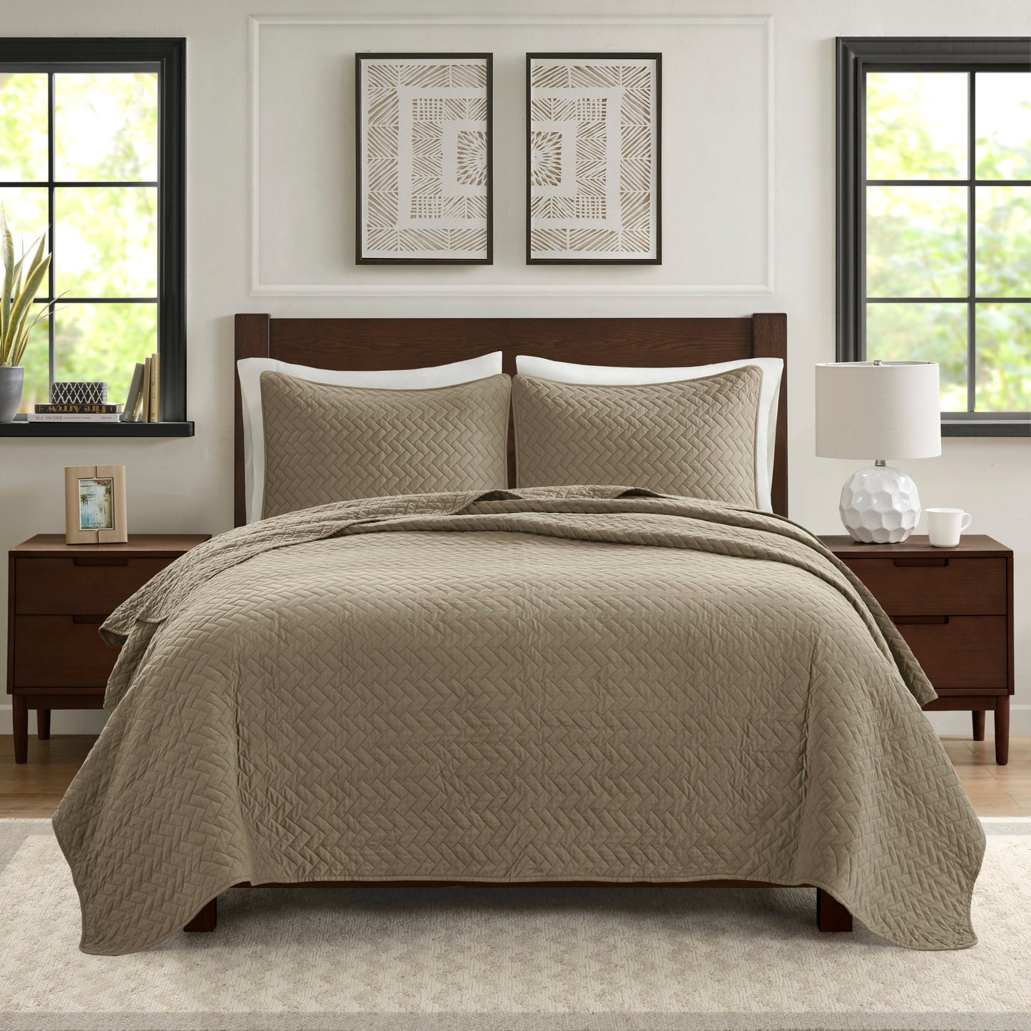 Velvet Touch 3 Piece Luxurious Oversized Quilt Set