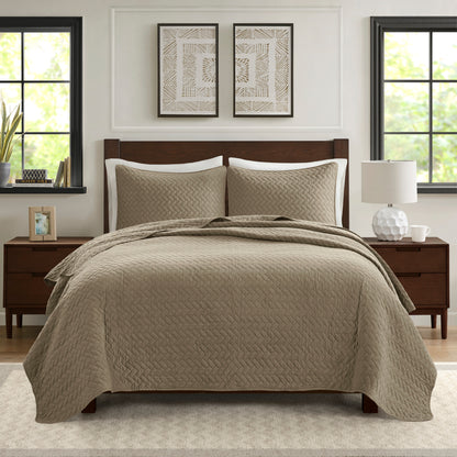 Velvet Touch 3 Piece Luxurious Oversized Quilt Set