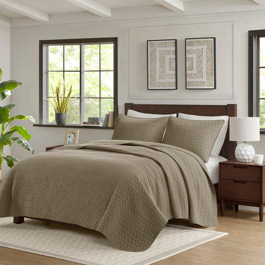 Velvet Touch 3-Piece Luxurious Oversized Quilt Set