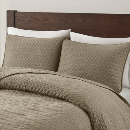 Velvet Touch 3 Piece Luxurious Oversized Quilt Set