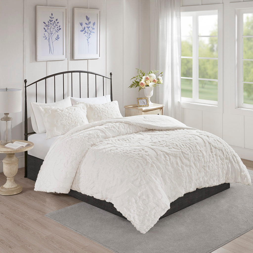 Viola 3 piece Tufted Cotton Chenille Damask Comforter Set