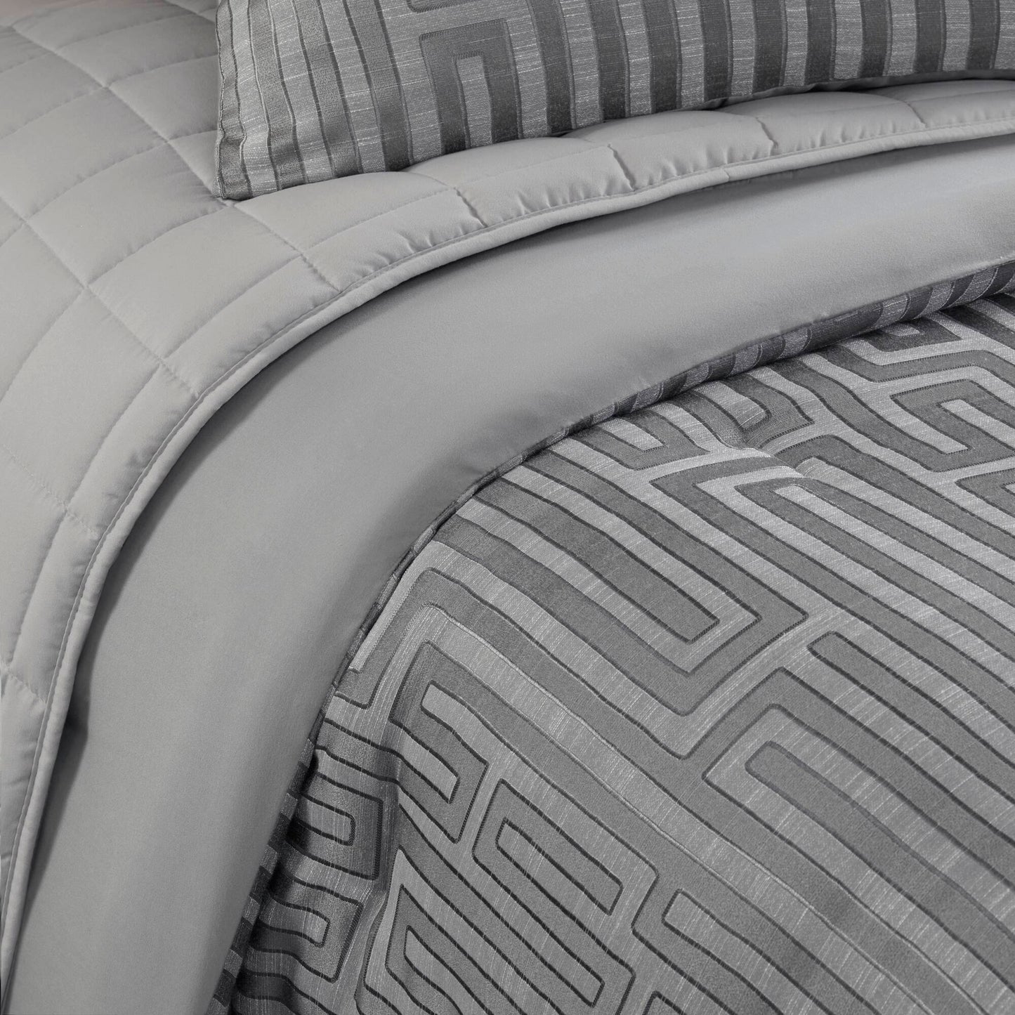 Royce 10 Piece Luxury Jacquard Comforter Set