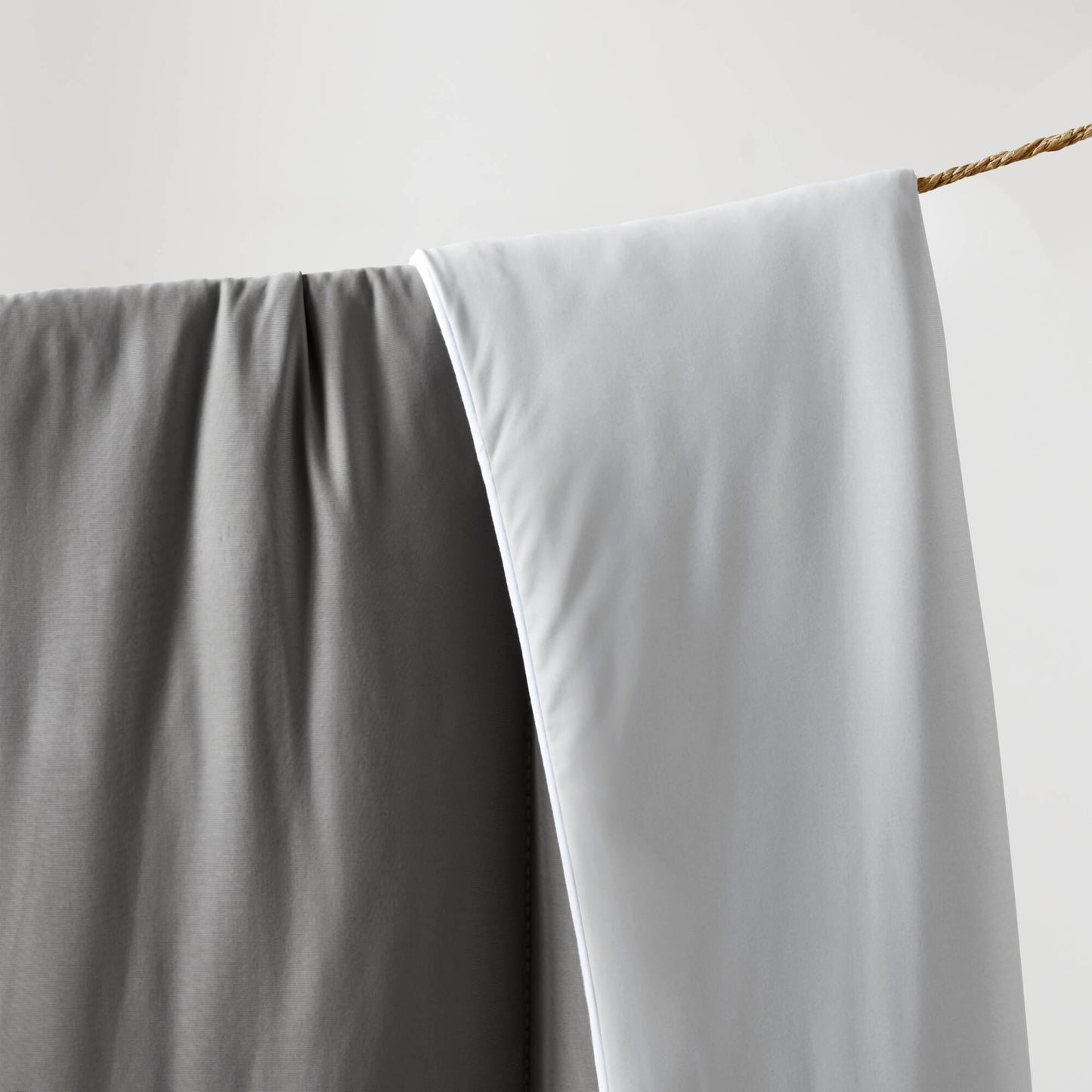 Cooling Lightweight Down Alternative Comforter
