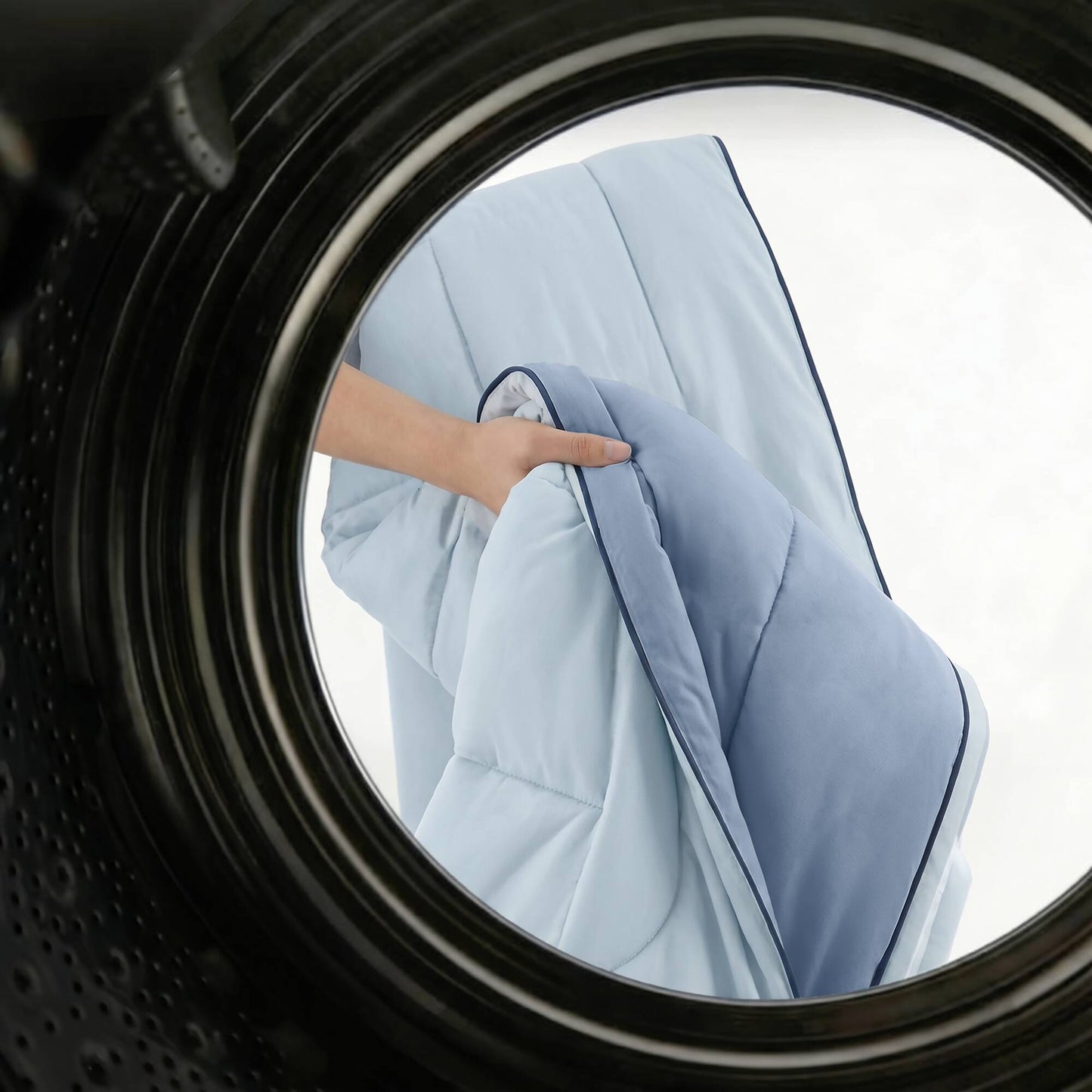 Cooling Lightweight Down Alternative Comforter