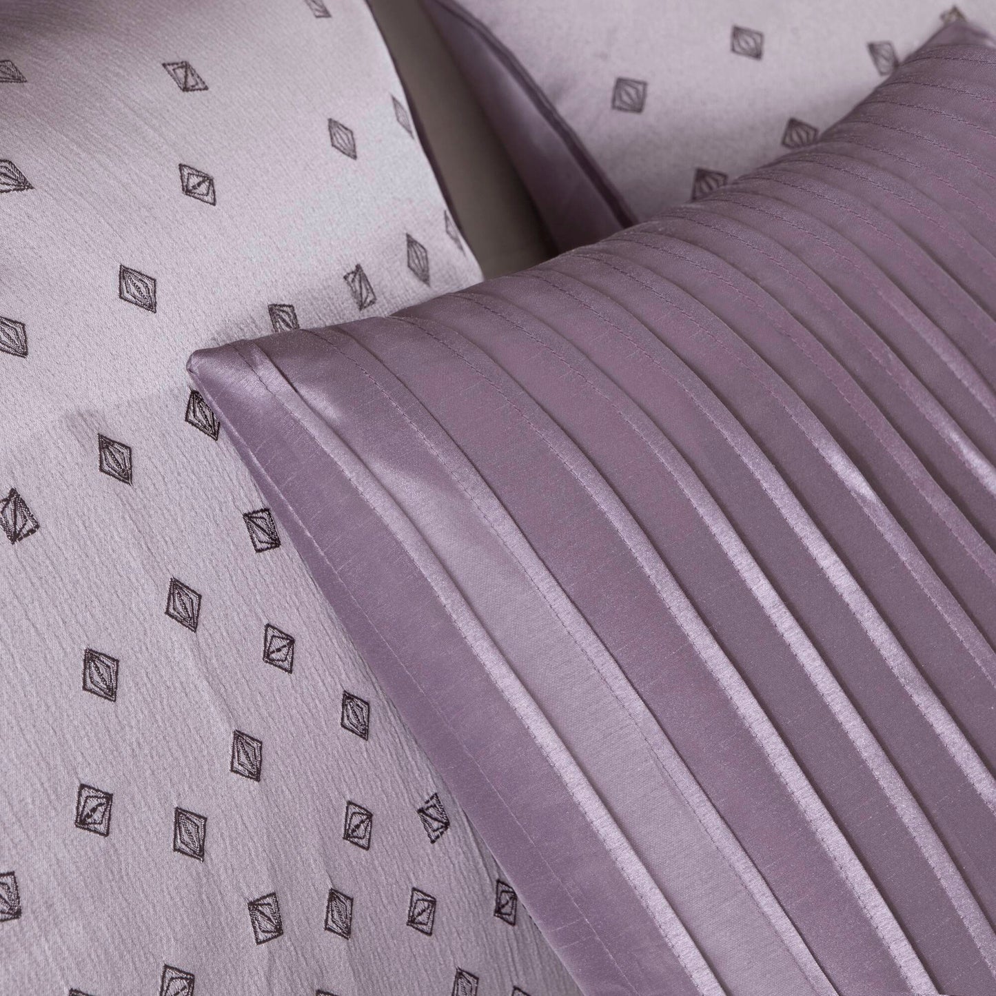 Biloxi 6 Piece Jaquard Duvet Cover Set