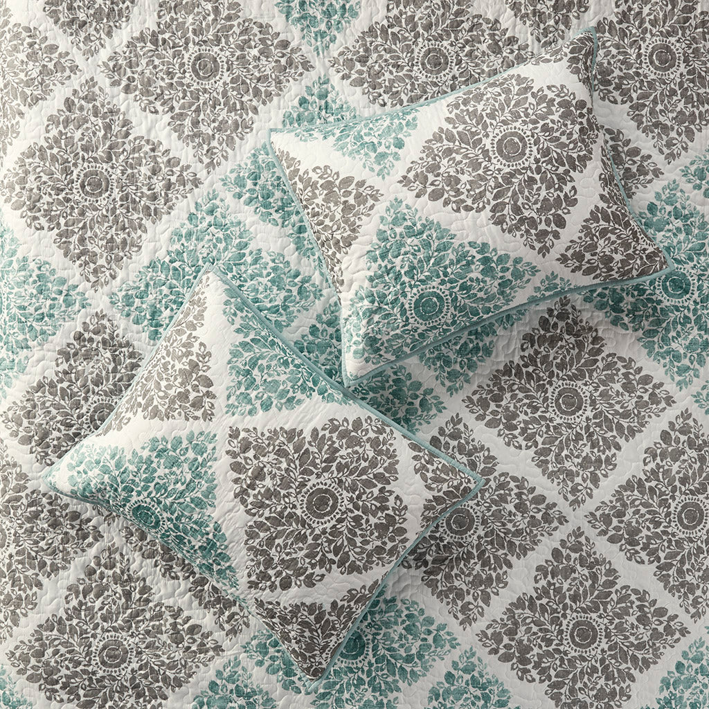 Claire 6-Piece Printed Quilt Set with Throw Pillows