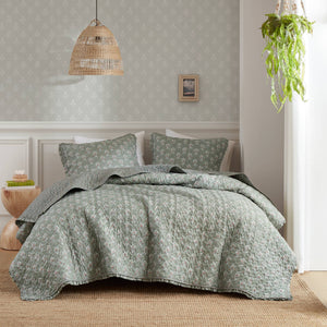 Linwood 3 Piece Ruffle Printed Quilt Set