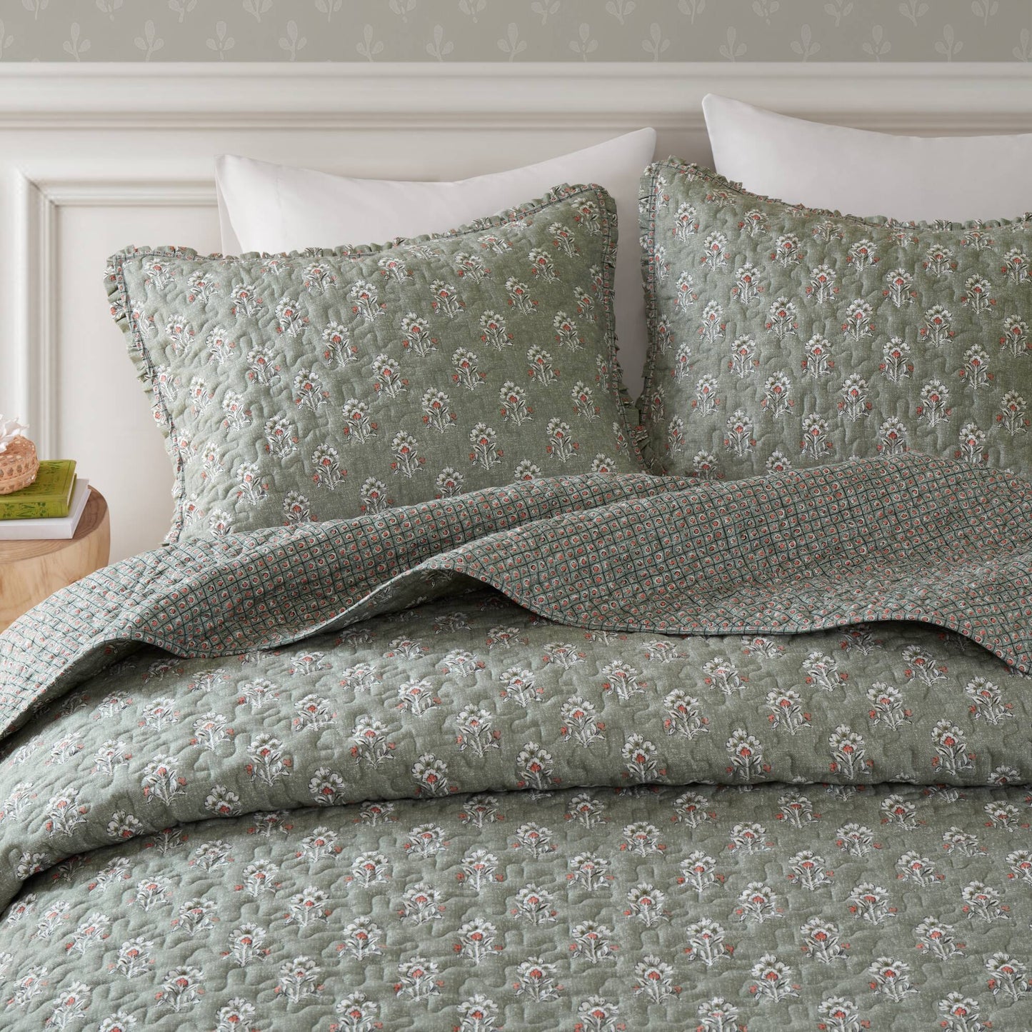 Linwood 3 Piece Ruffle Printed Quilt Set