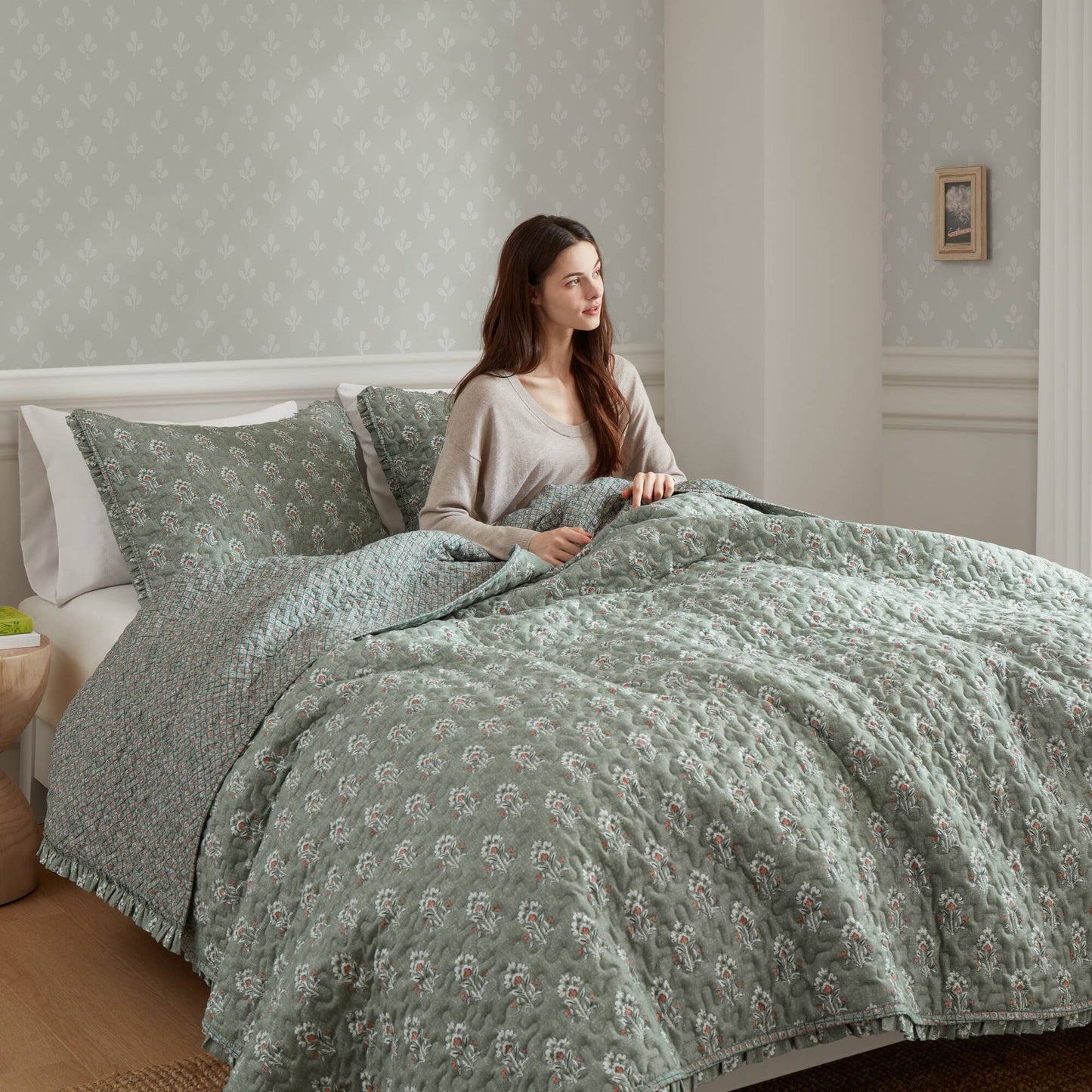 Linwood 3 Piece Ruffle Printed Quilt Set