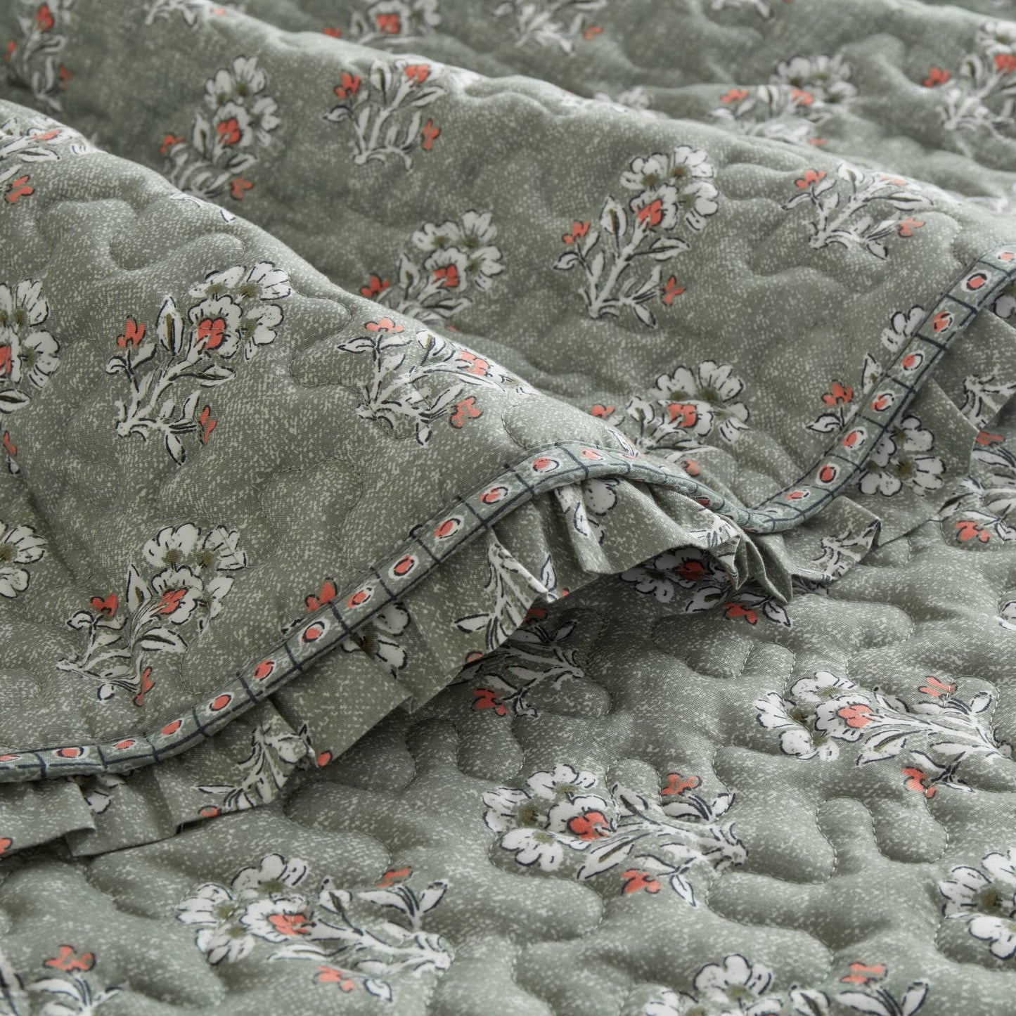 Linwood 3 Piece Ruffle Printed Quilt Set