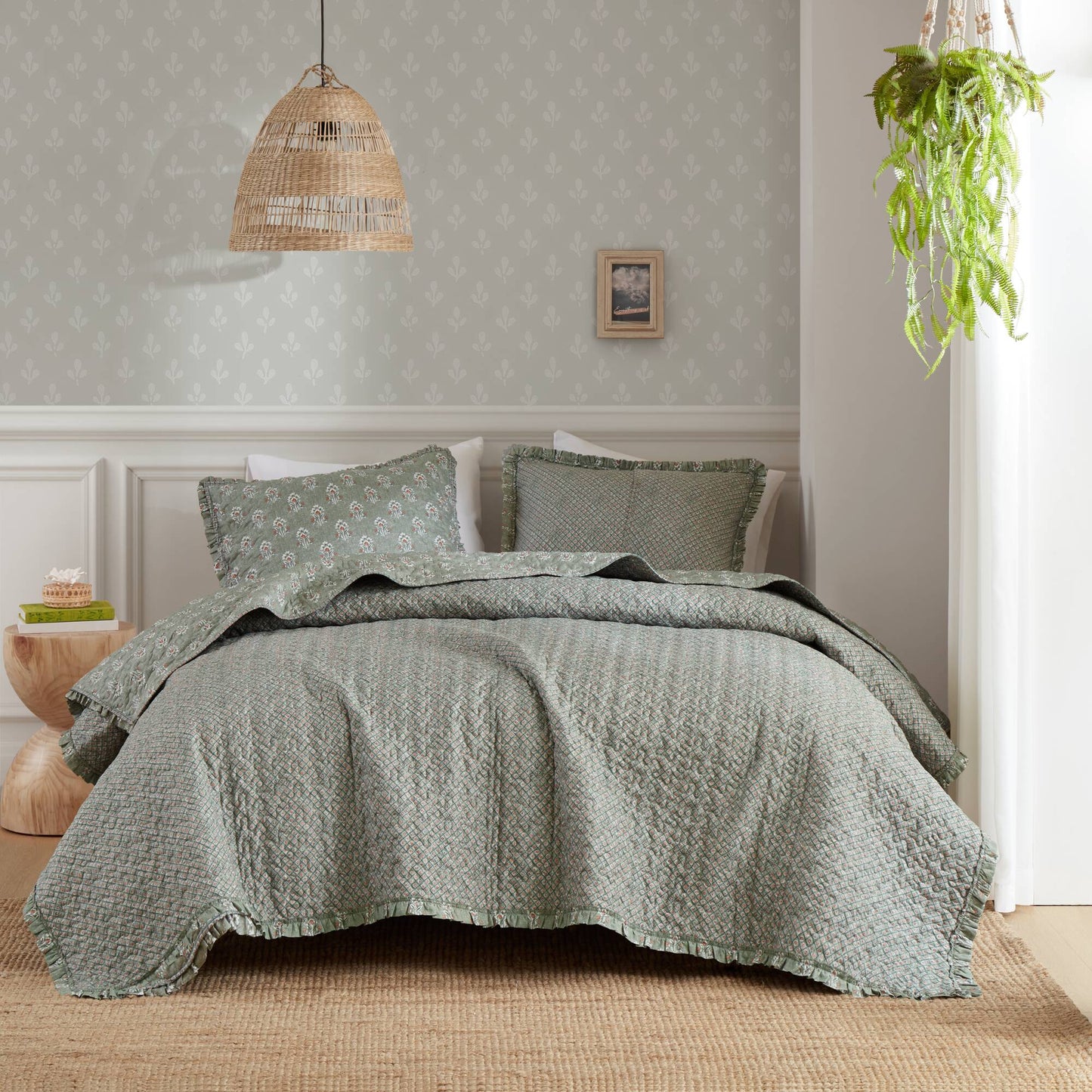 Linwood 3 Piece Ruffle Printed Quilt Set