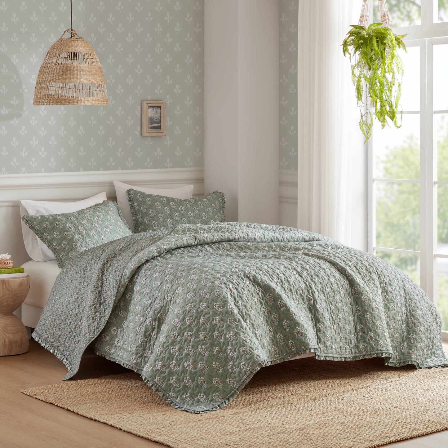 Linwood 3 Piece Ruffle Printed Quilt Set