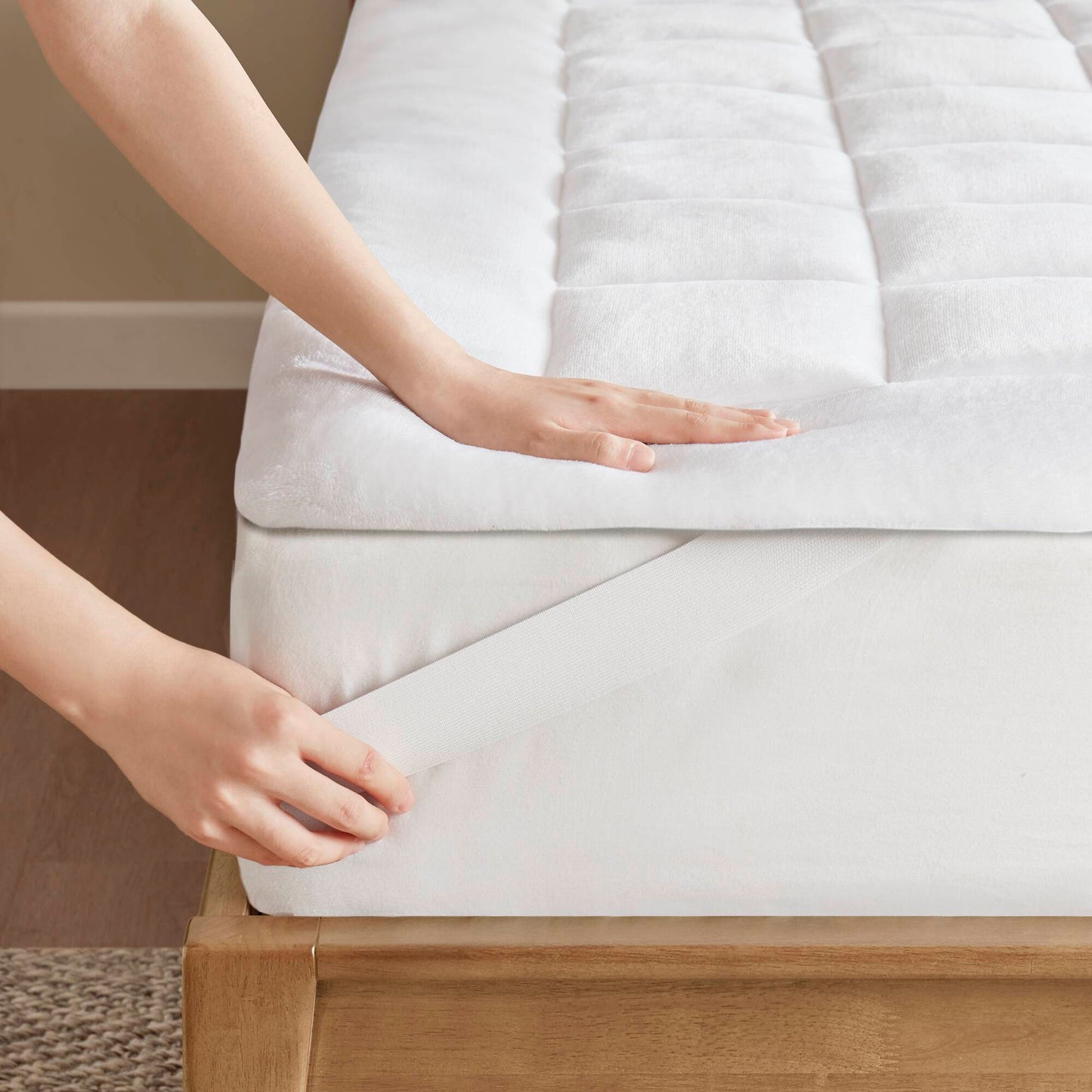 Cloud Soft Overfilled Plush Hypoallergenic Down Alternative Waterproof Mattress Pad