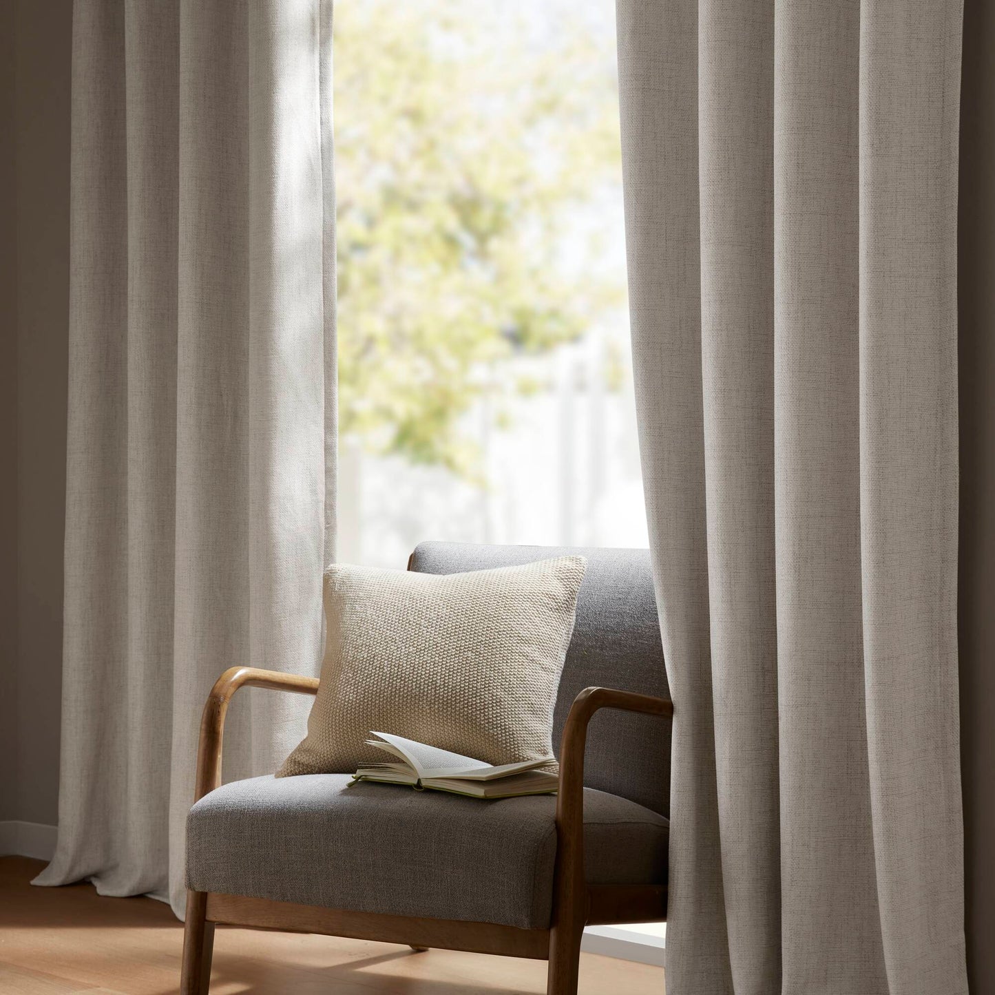 Mira 100% polyester Mira Total Blackout Window Panel