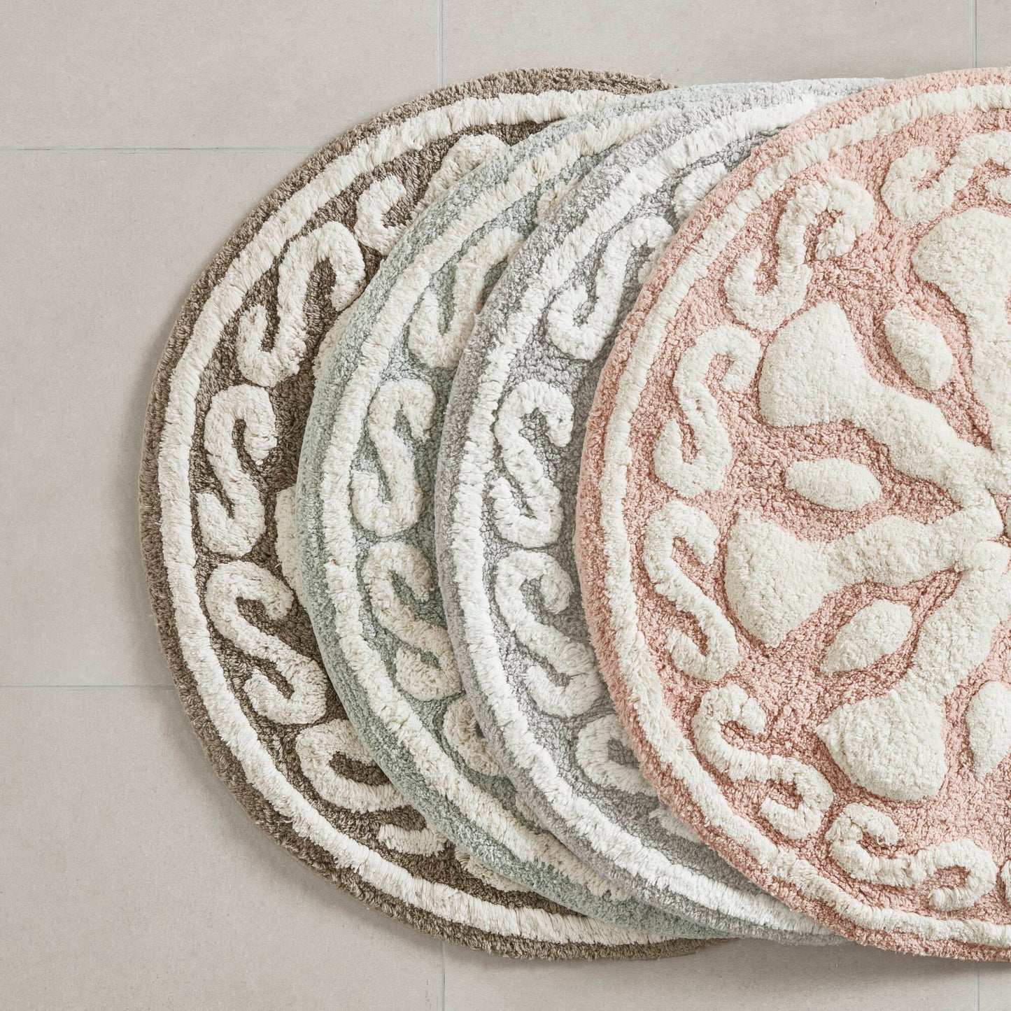 Casablanca Medallion Cotton Tufted Bath Rug