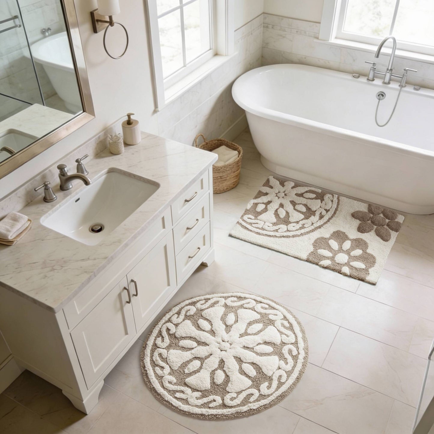 Casablanca Medallion Cotton Tufted Bath Rug