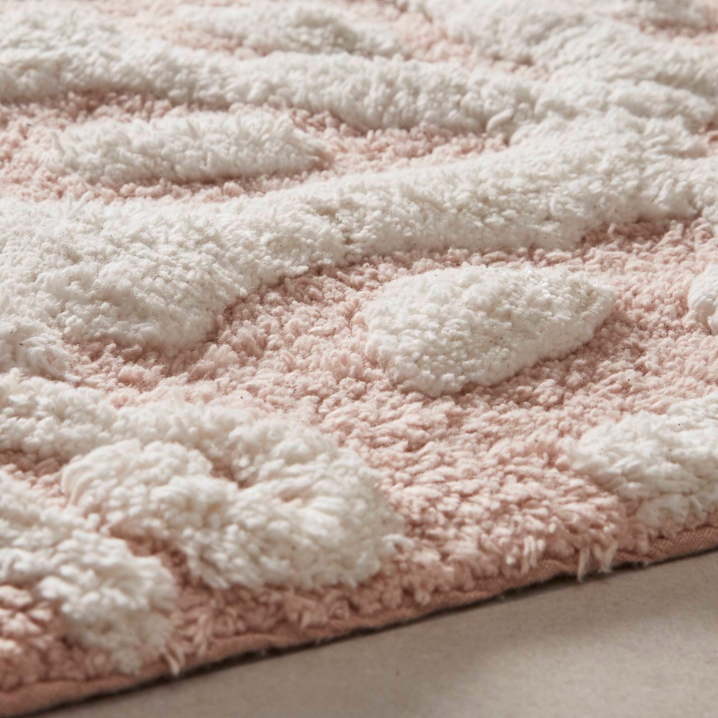 Casablanca Medallion Cotton Tufted Bath Rug