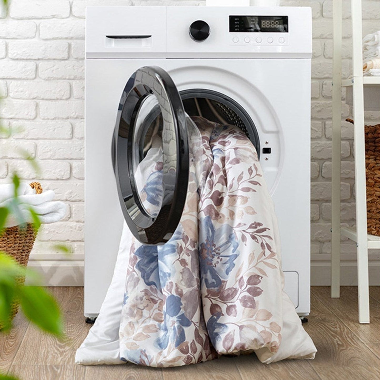 Luna Floral Comforter Set with Bed Sheets