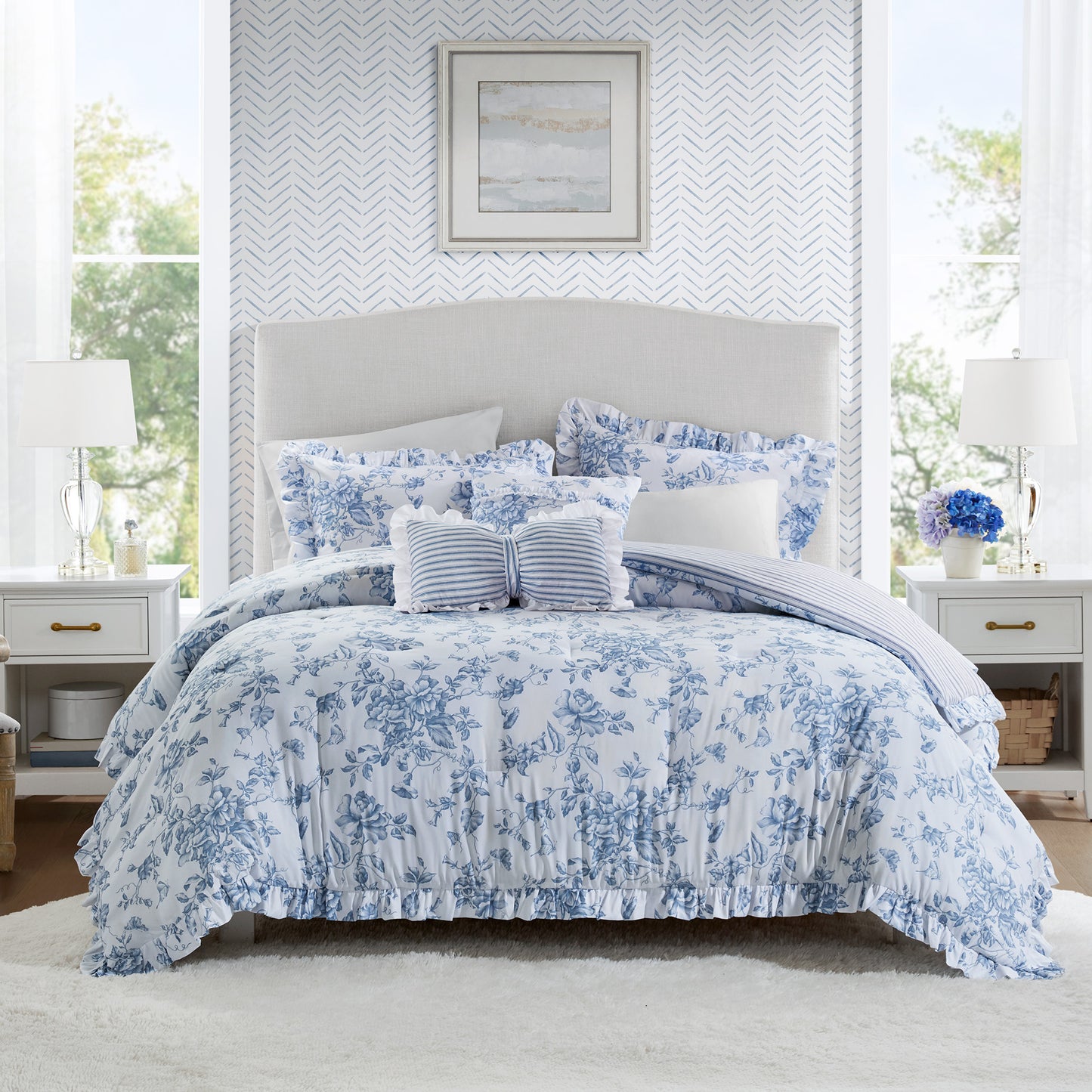 Adele 4 Pieces Comforter Set with Decorative Pillows