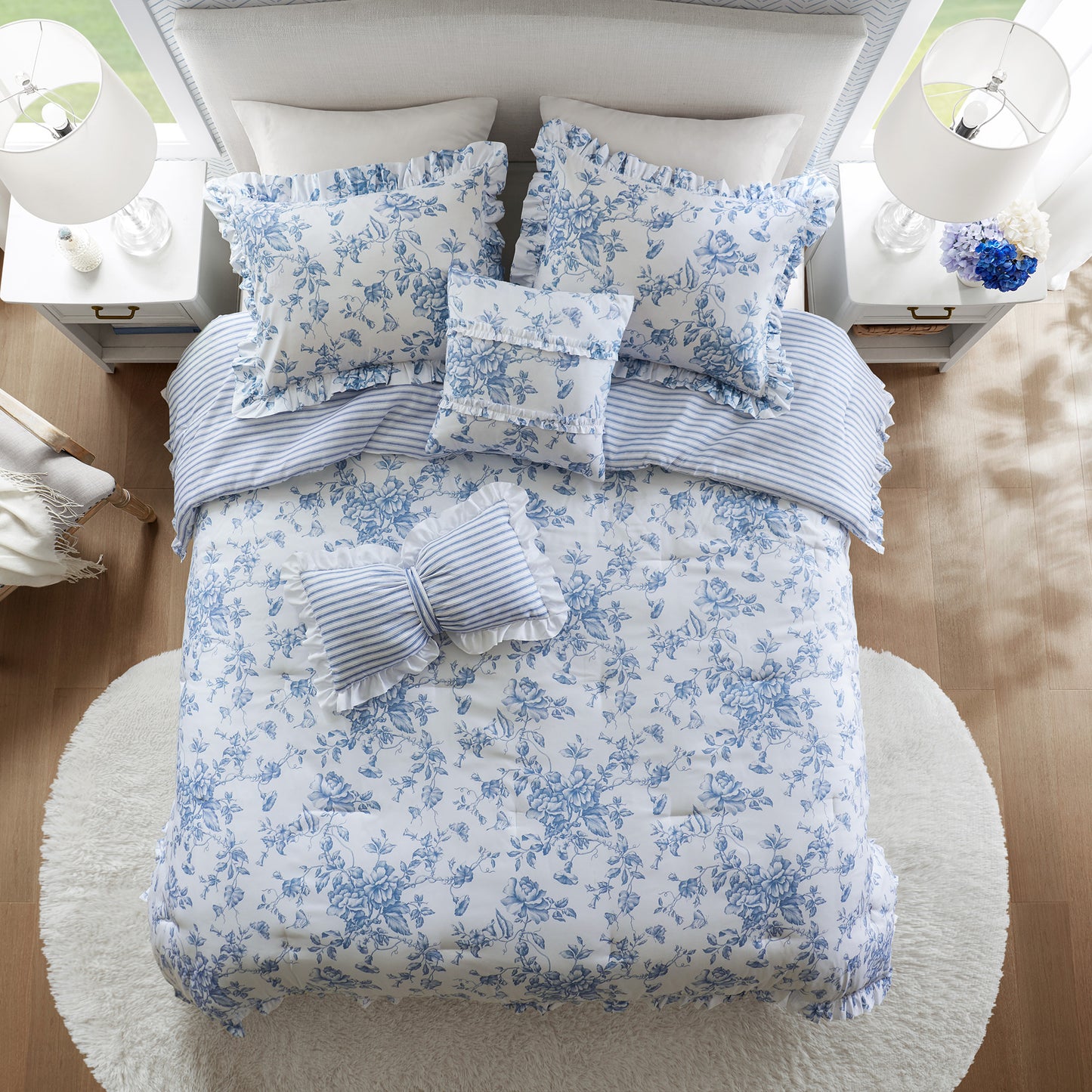 Adele 4 Pieces Comforter Set with Decorative Pillows