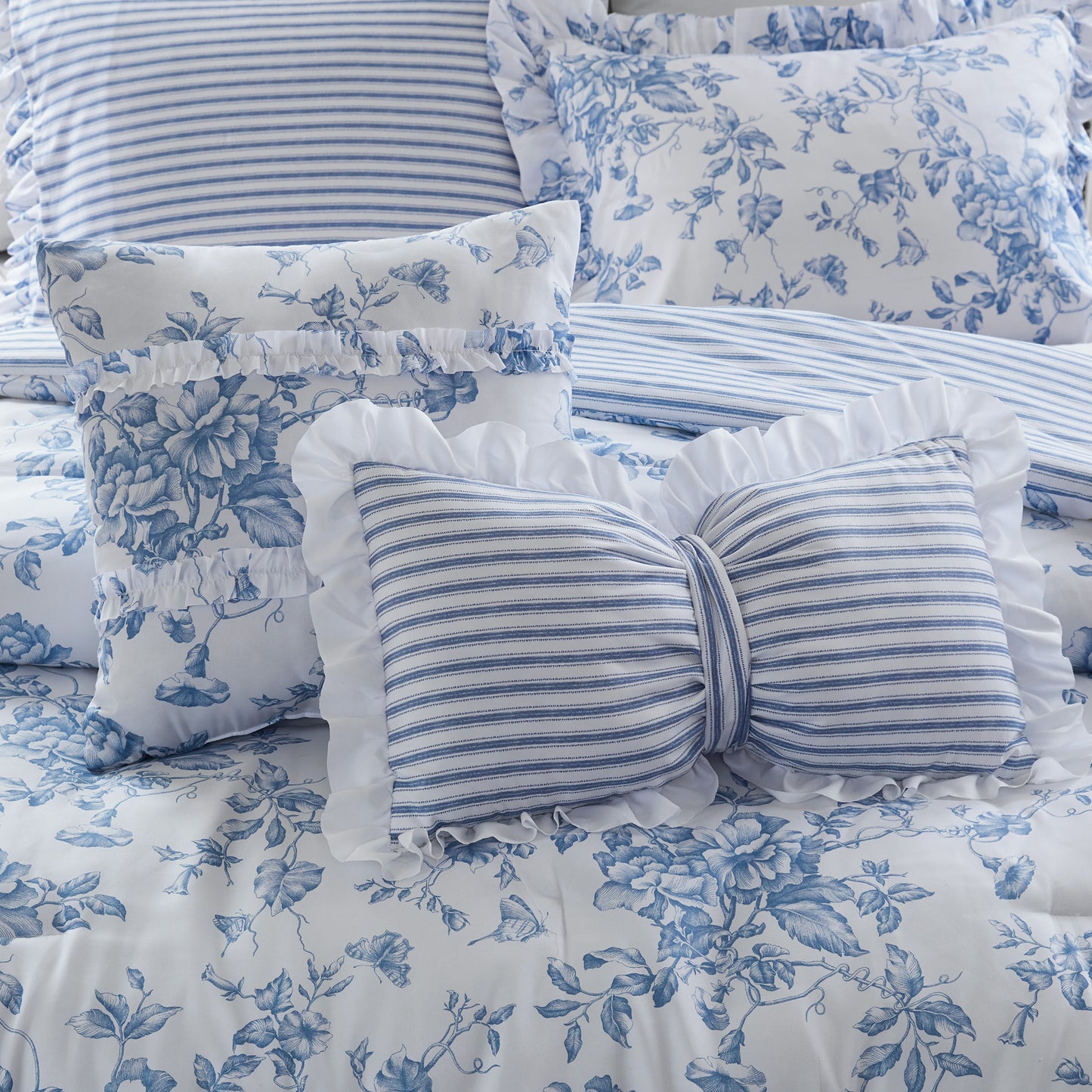 Adele 4 Pieces Comforter Set with Decorative Pillows