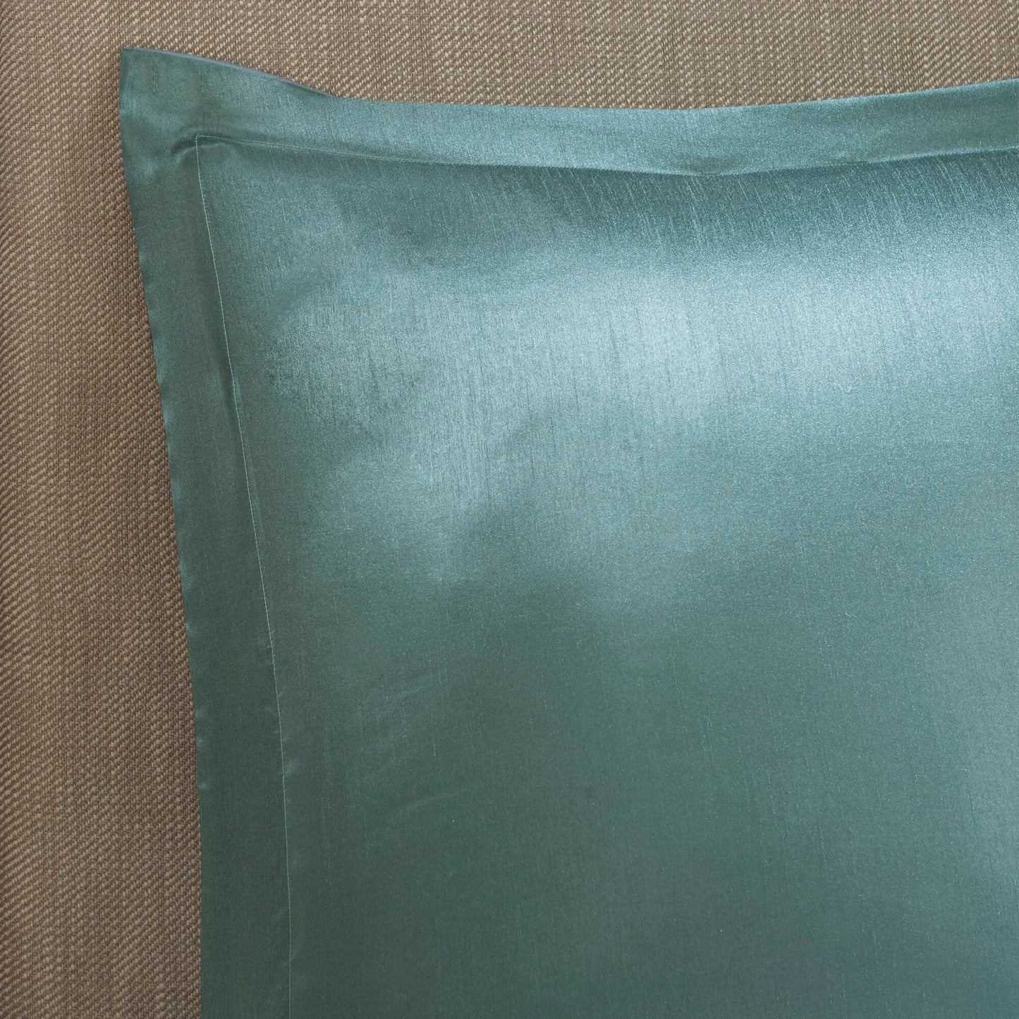 Brystol 24 Piece Room in a Bag