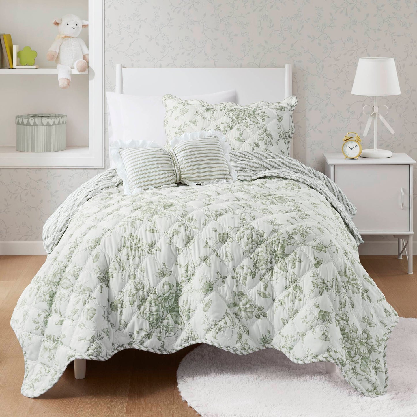 Adele 3 Pieces  Quilt Set with Decorative Pillow