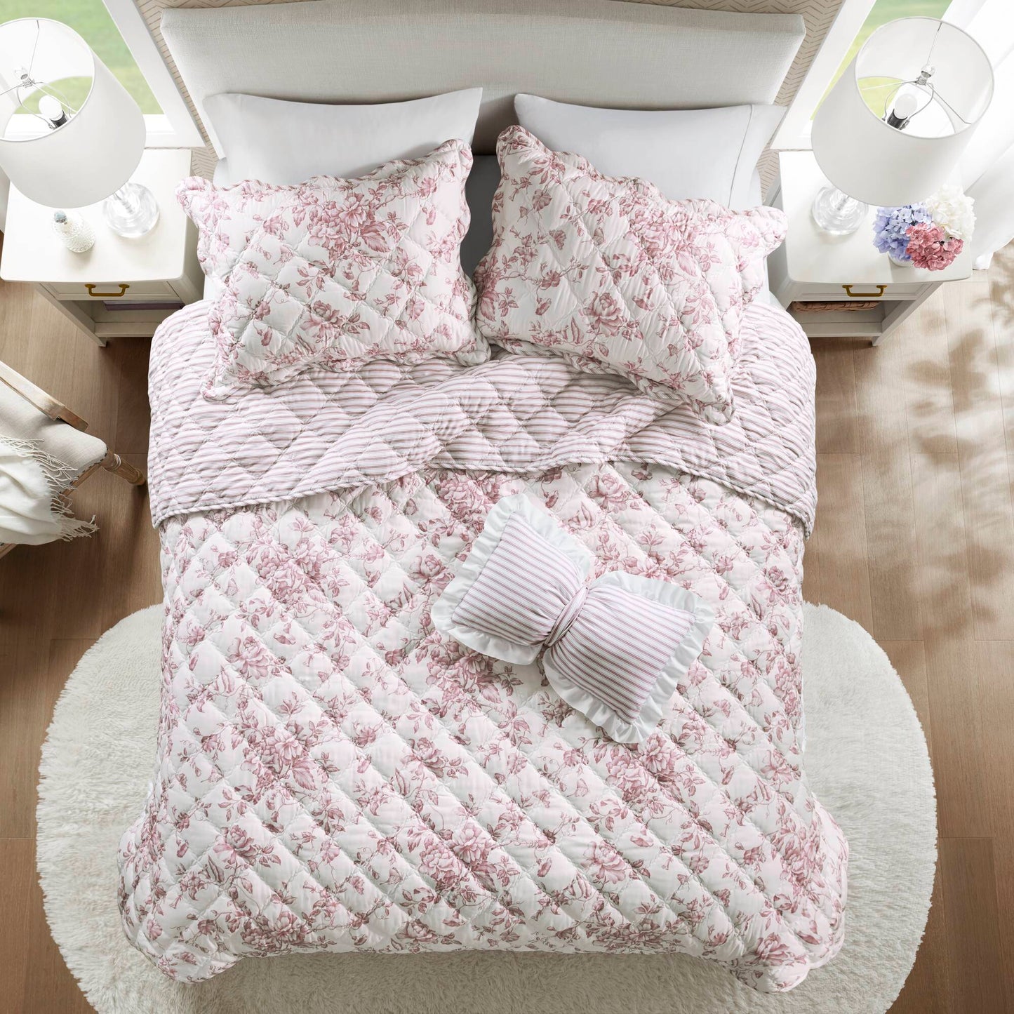 Adele 3 Pieces  Quilt Set with Decorative Pillow